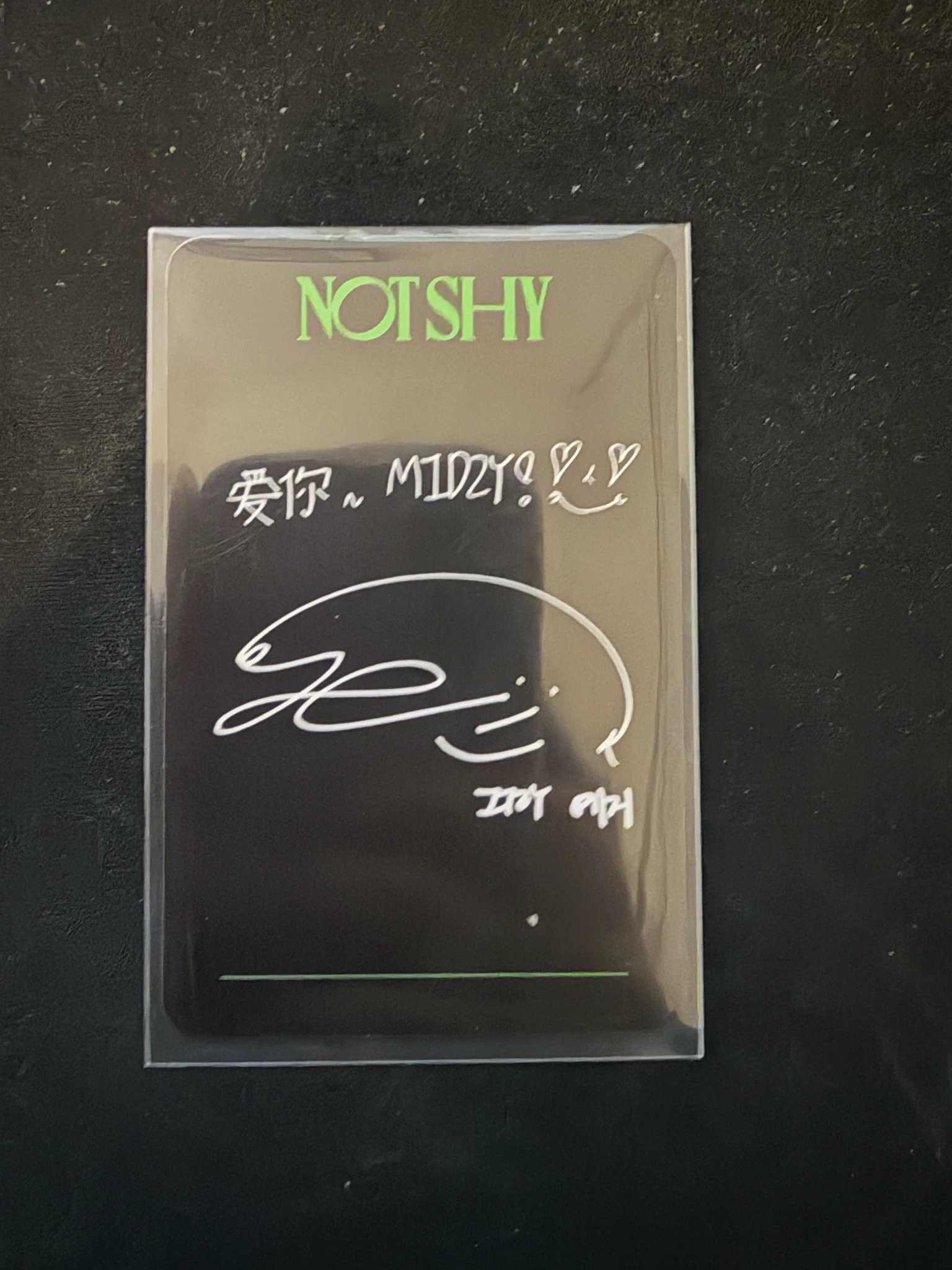 ITZY Yeji ITZY - Yeji - NOT SHY Album yizhiyu video call round 1 listing photo 2