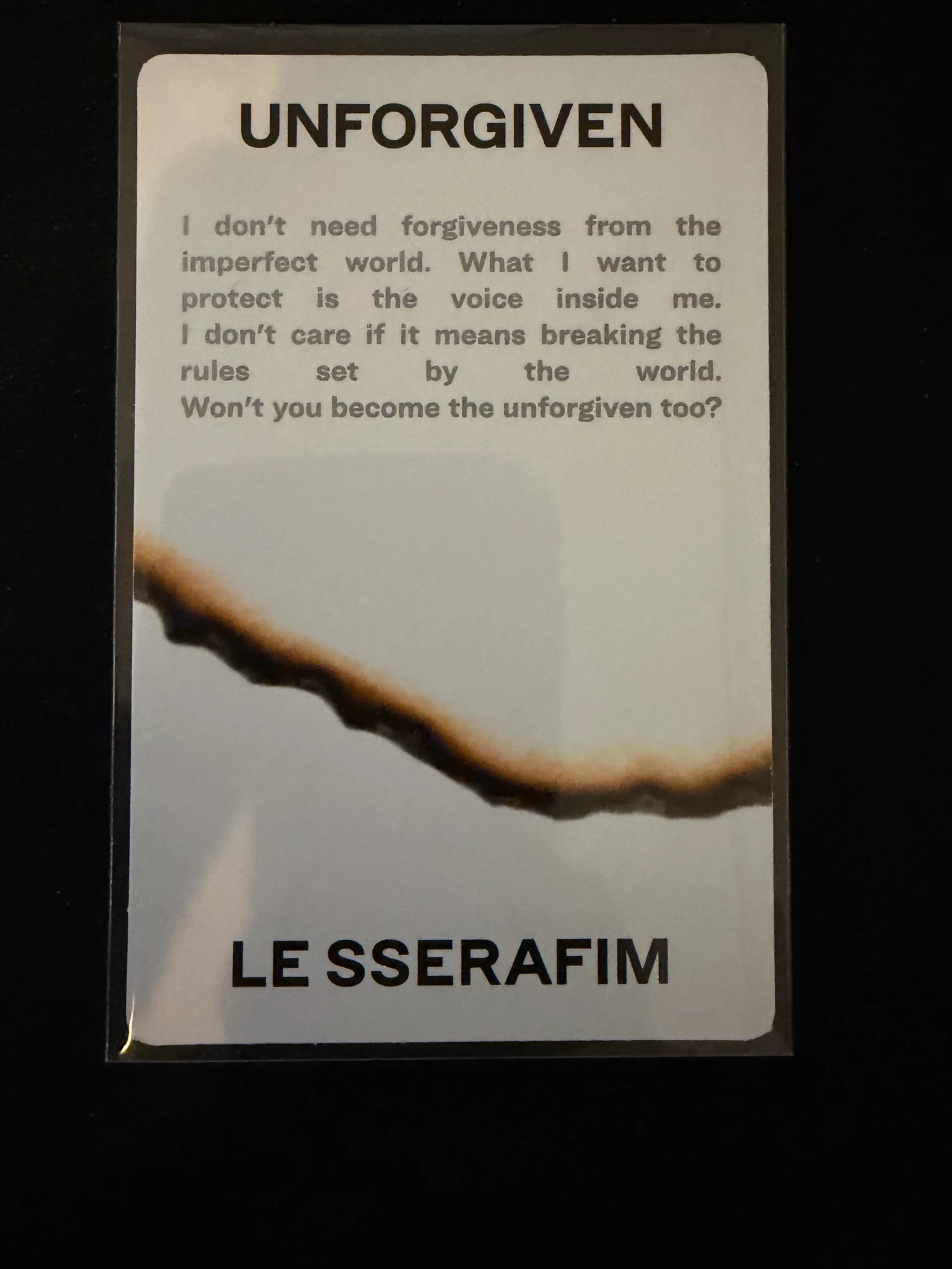 LE SSERAFIM Huh Yunjin LE SSERAFIM - Huh Yunjin - UNFORGIVEN Album listing photo 2
