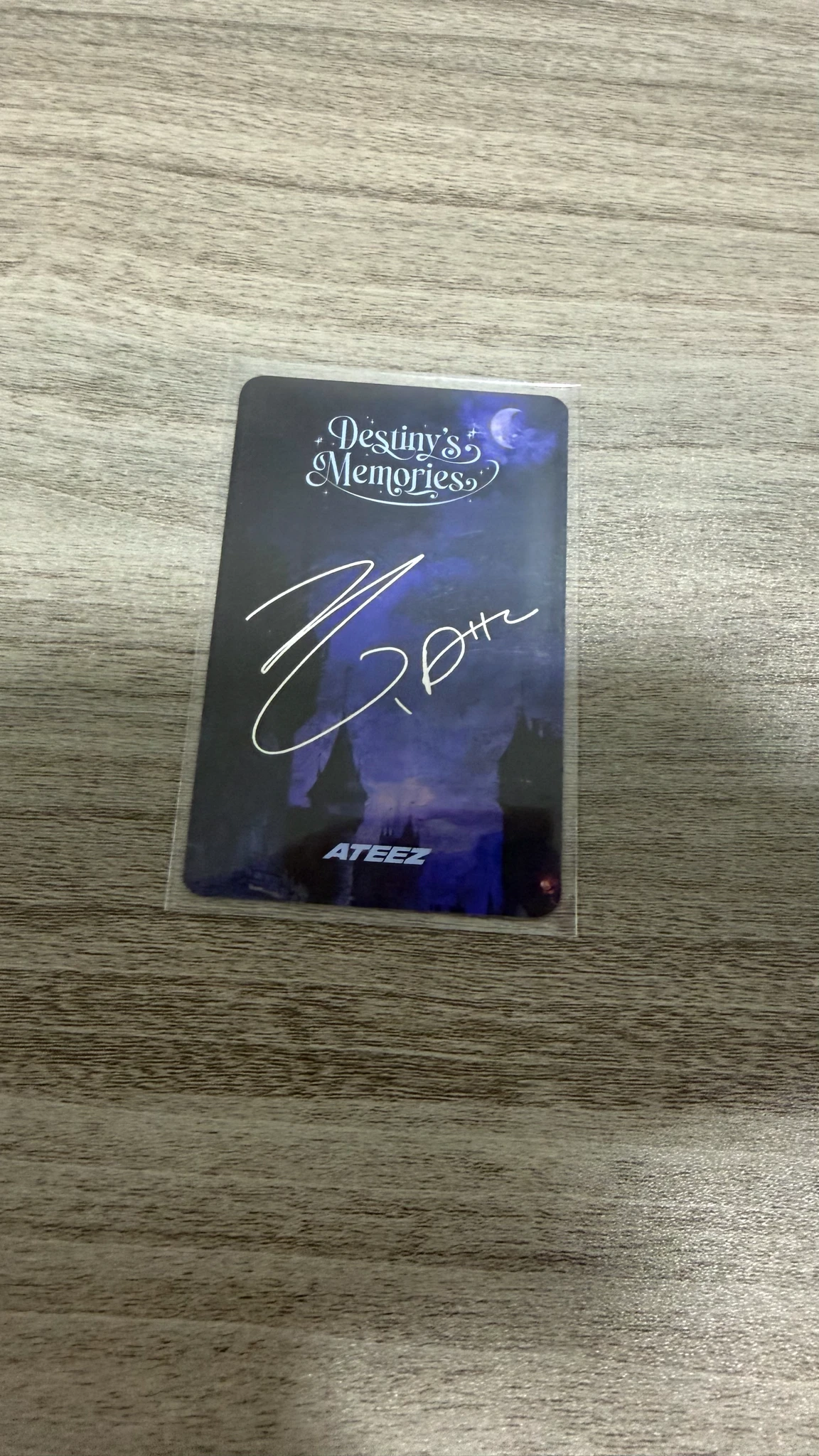 ATEEZ Hongjoong ATEEZ - Hongjoong - Destiny's Memories Exhibition Other trading card listing photo 2