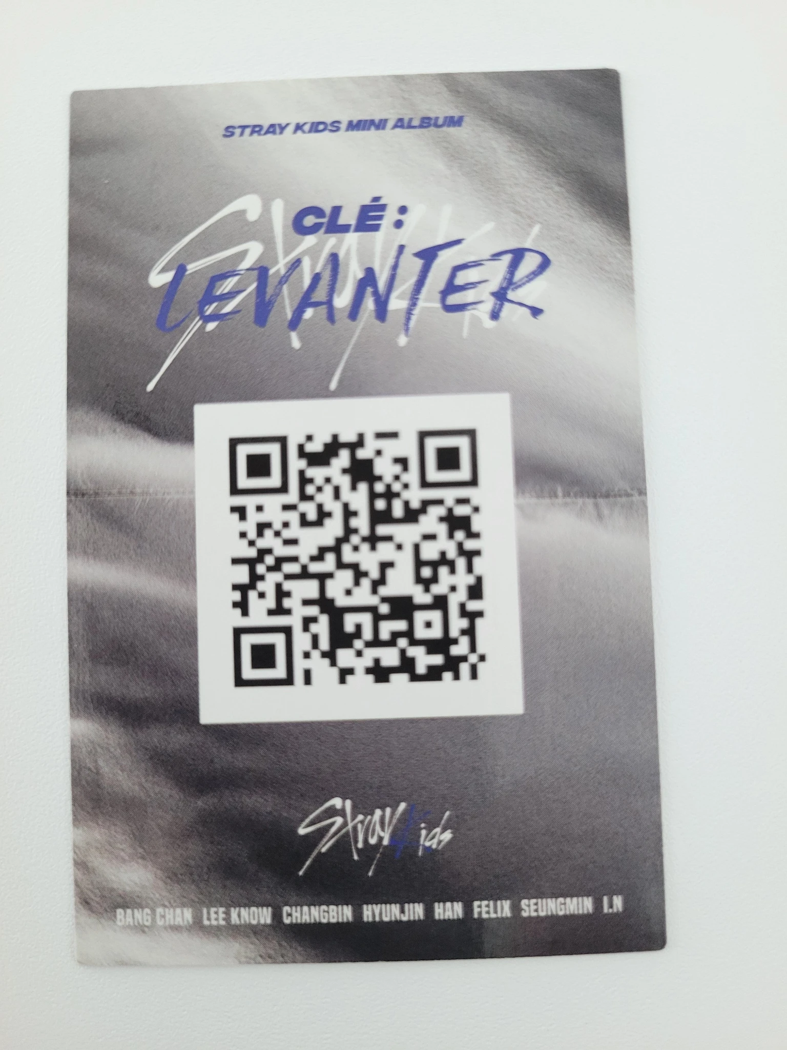 Stray Kids Hyunjin Stray Kids - Hyunjin - Clé: Levanter Album album photocard silver border ver. listing photo 2