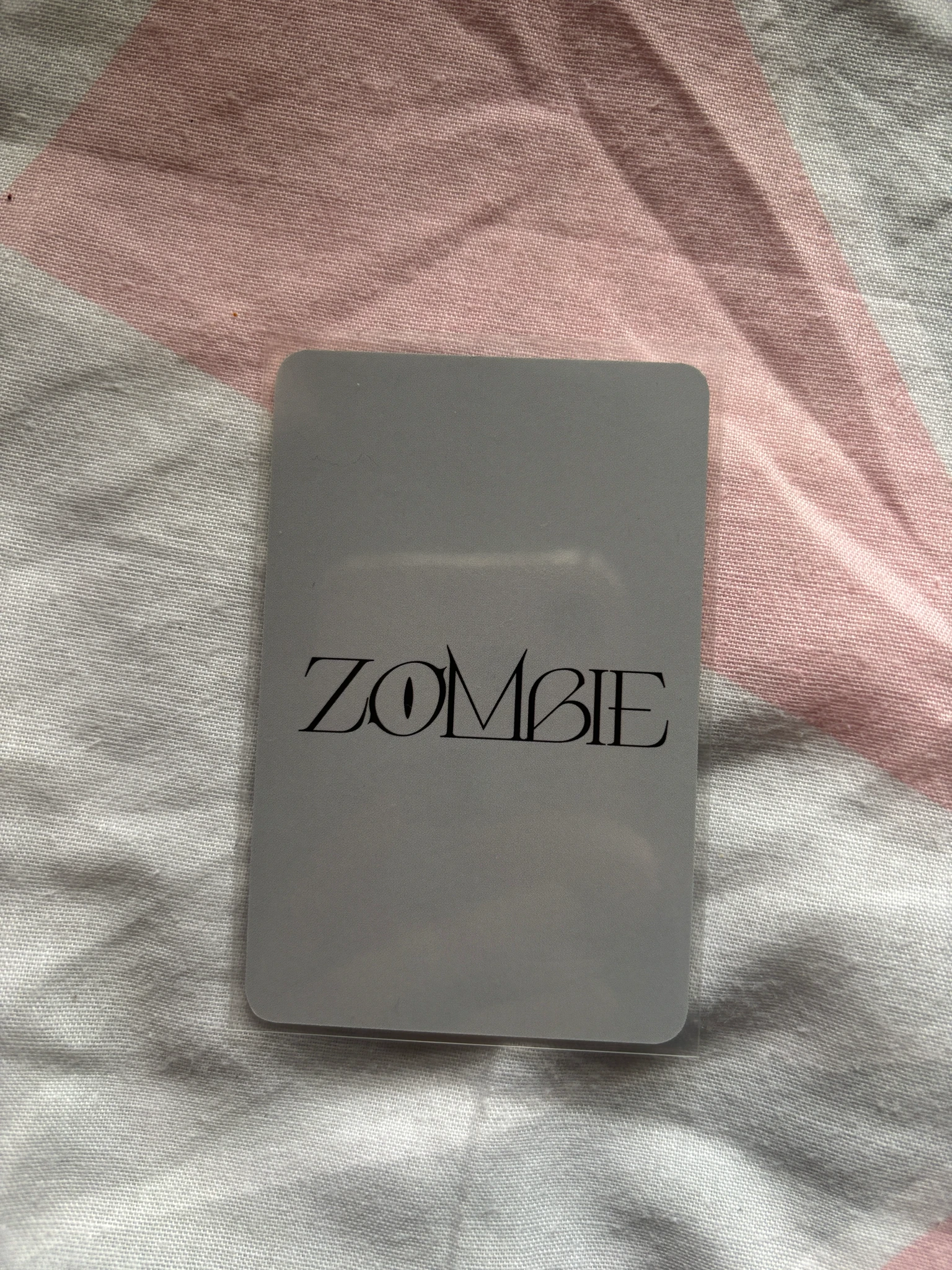 EVERGLOW E:U EVERGLOW - E:U - ZOMBIE Album ktown4u fansign listing photo 2