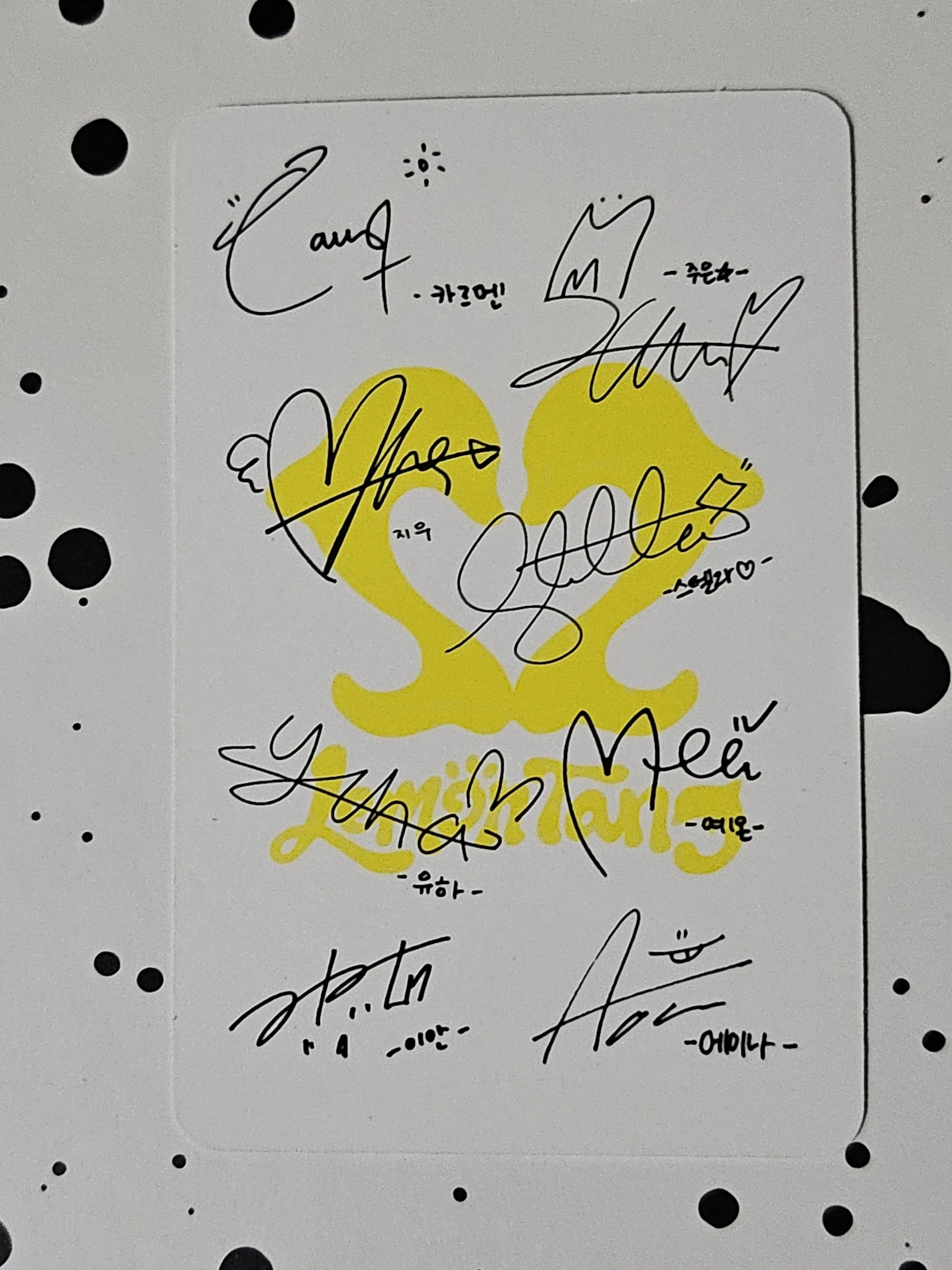 Hearts2Hearts Hearts2Hearts - Lemon Tang Album album photocard horizontal photobook version listing photo 2