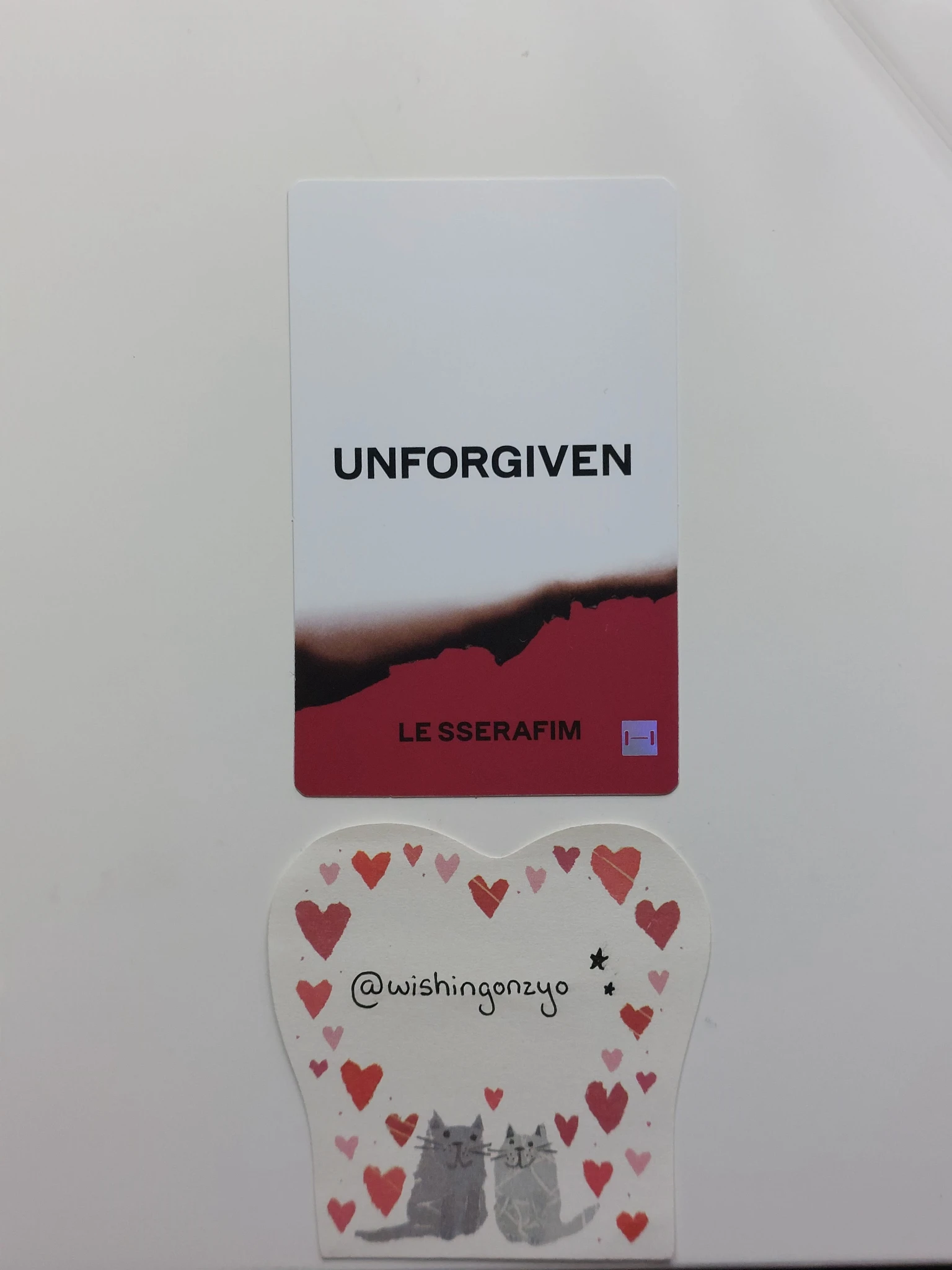 LE SSERAFIM Huh Yunjin LE SSERAFIM - Huh Yunjin - UNFORGIVEN Album lucky draw m2u listing photo 2
