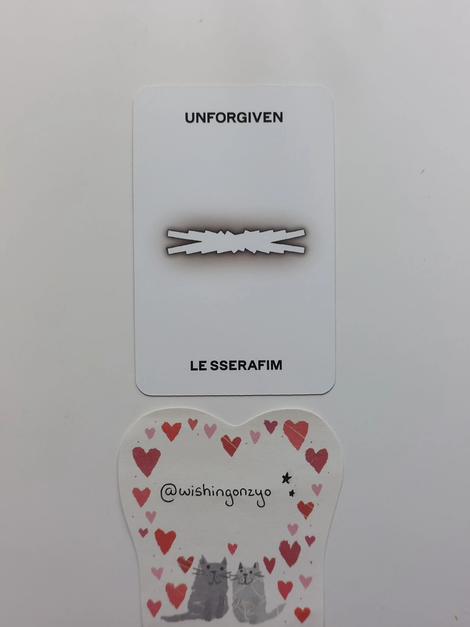 LE SSERAFIM Sakura LE SSERAFIM - Sakura - UNFORGIVEN Album m2u lucky draw listing photo 2