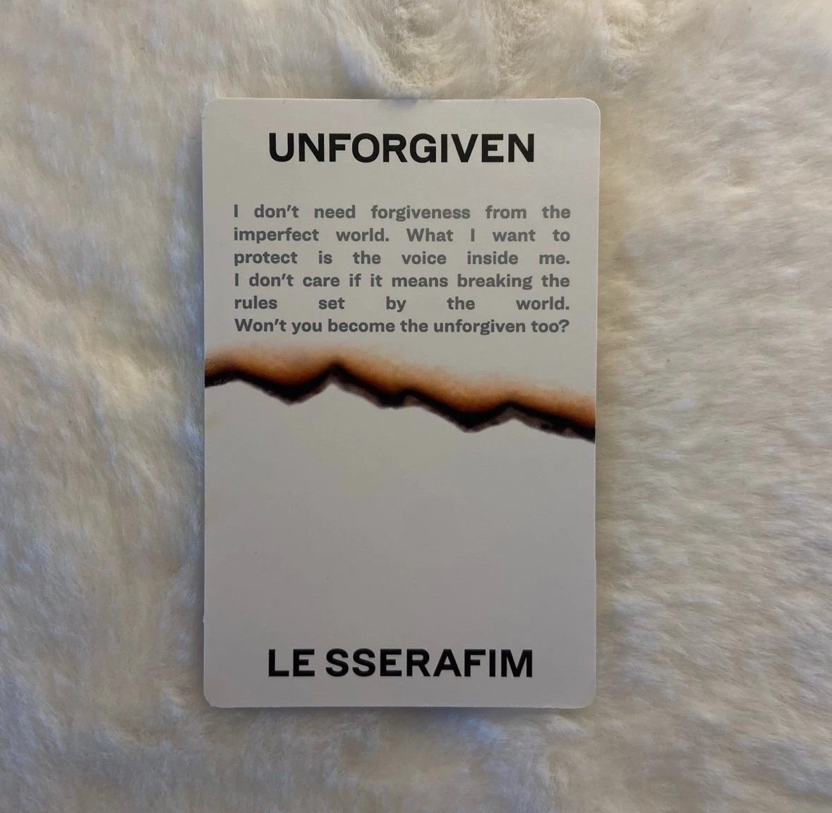 LE SSERAFIM Sakura LE SSERAFIM - Sakura - UNFORGIVEN Album dewy sage version album photocard listing photo 2