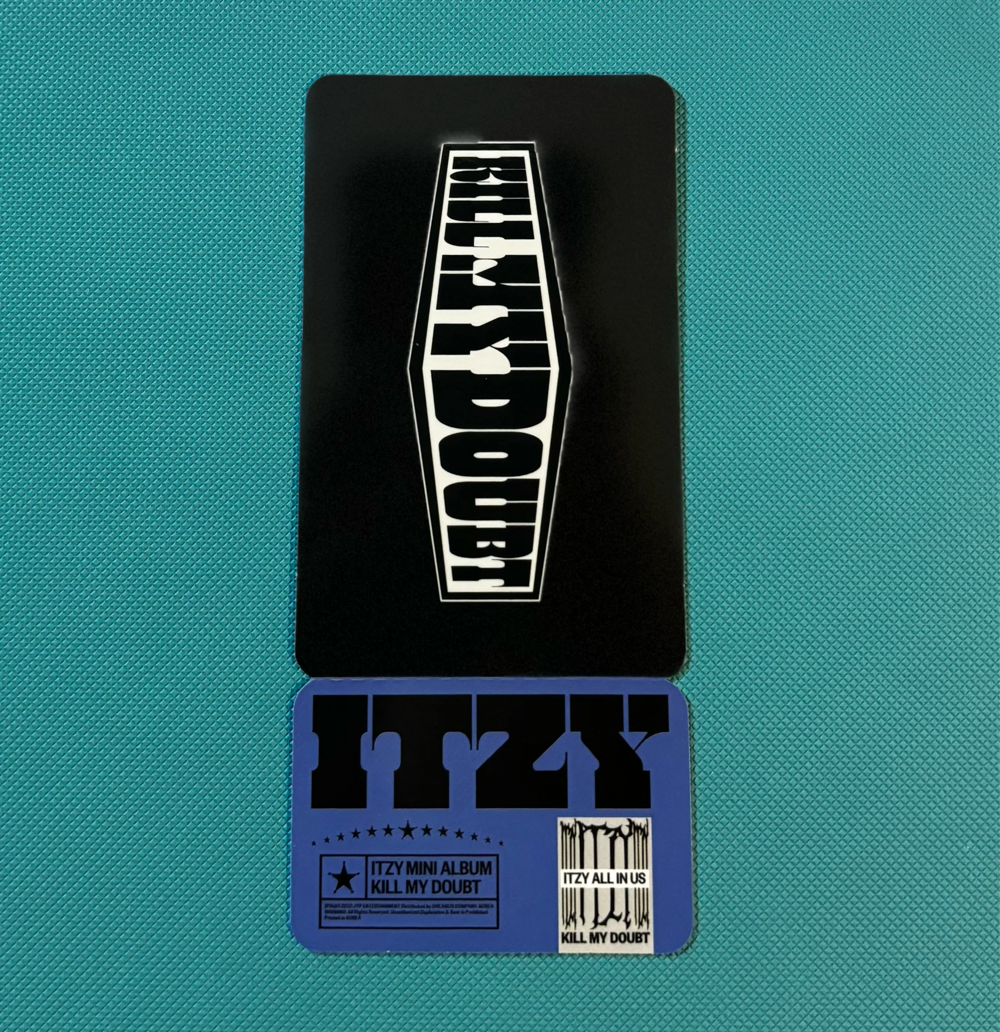 ITZY Lia ITZY - Lia - KILL MY DOUBT Album listing photo 2