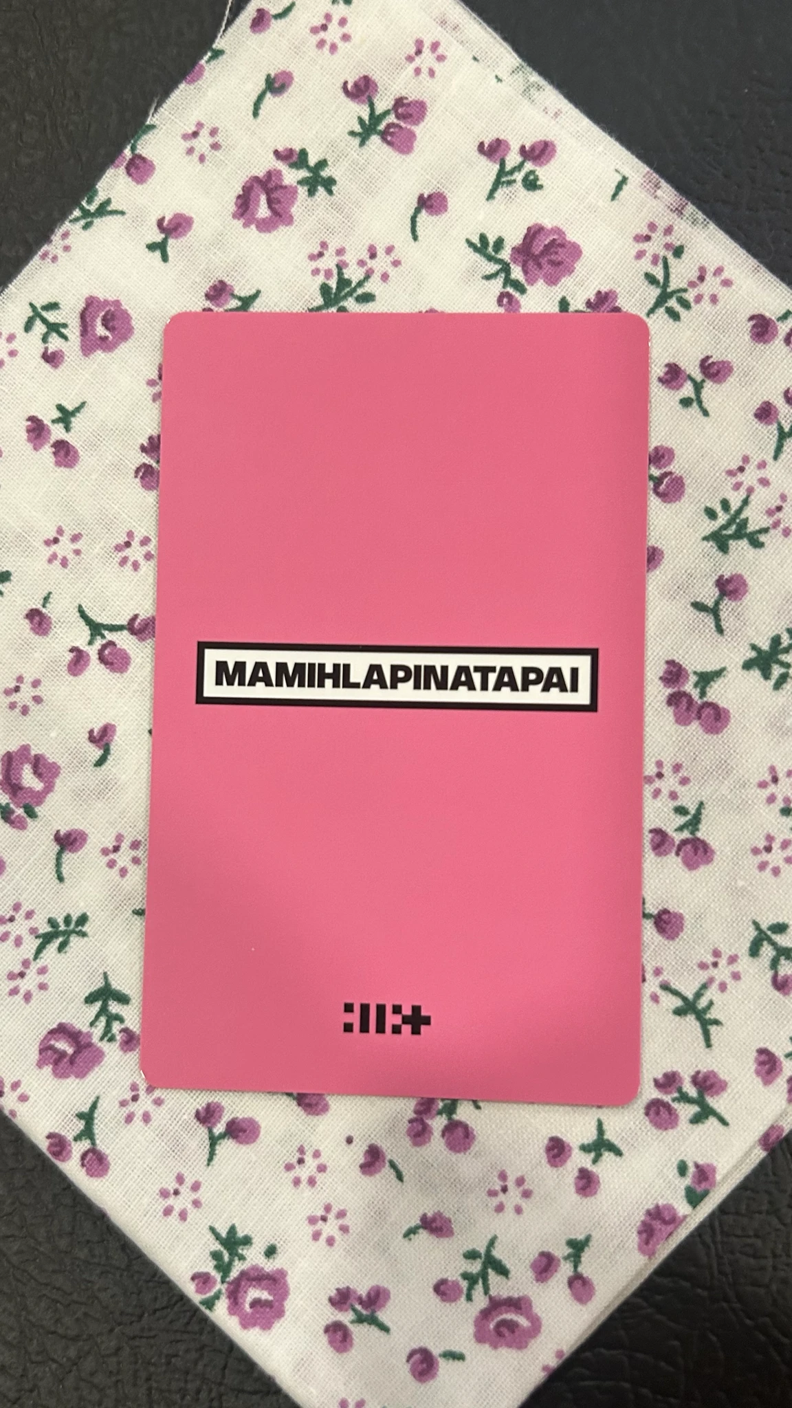ILLIT Minju ILLIT - Minju - MAMIHLAPINATAPAI Album listing photo 2