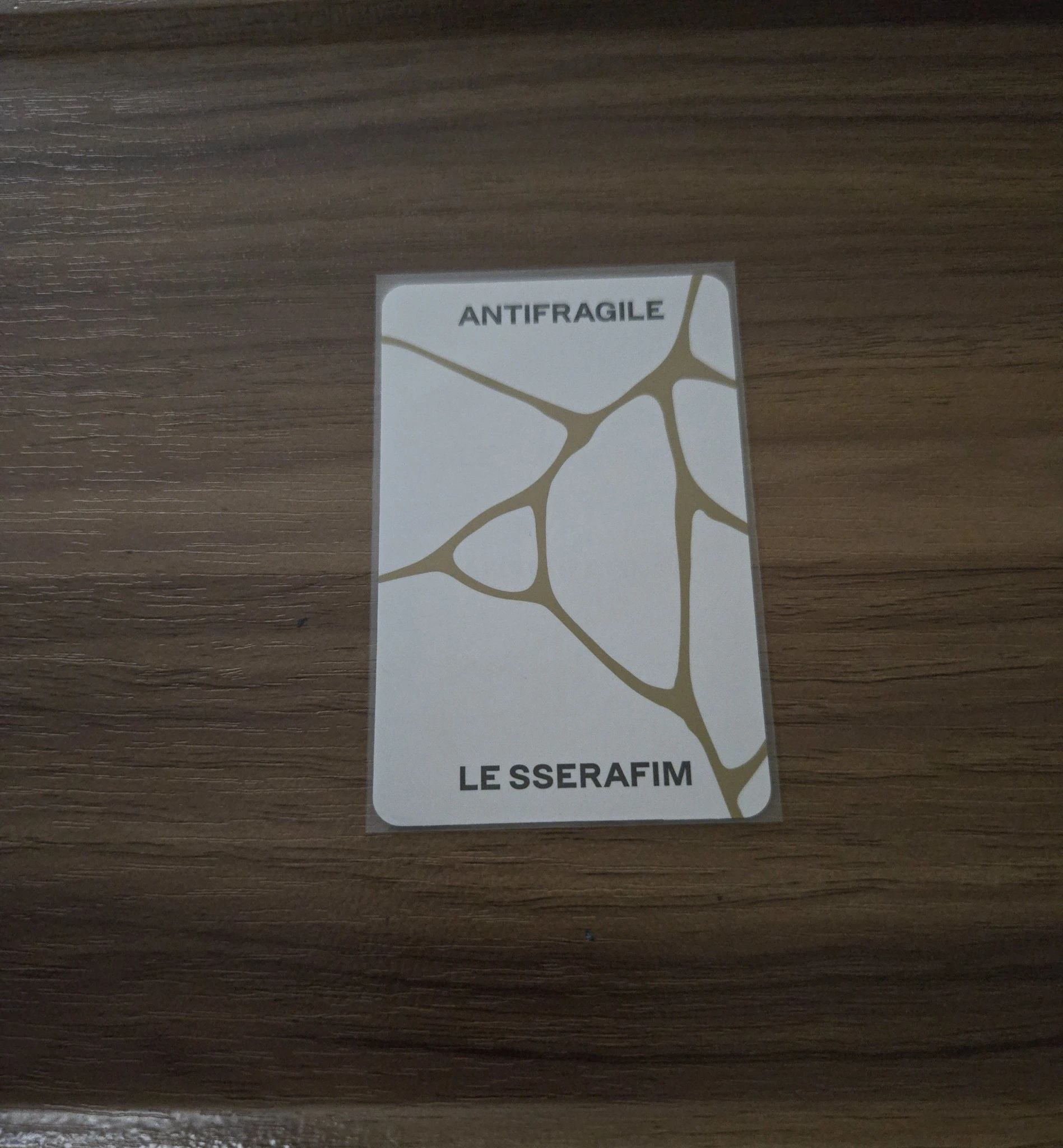 LE SSERAFIM Huh Yunjin LE SSERAFIM - Huh Yunjin - ANTIFRAGILE Album listing photo 2