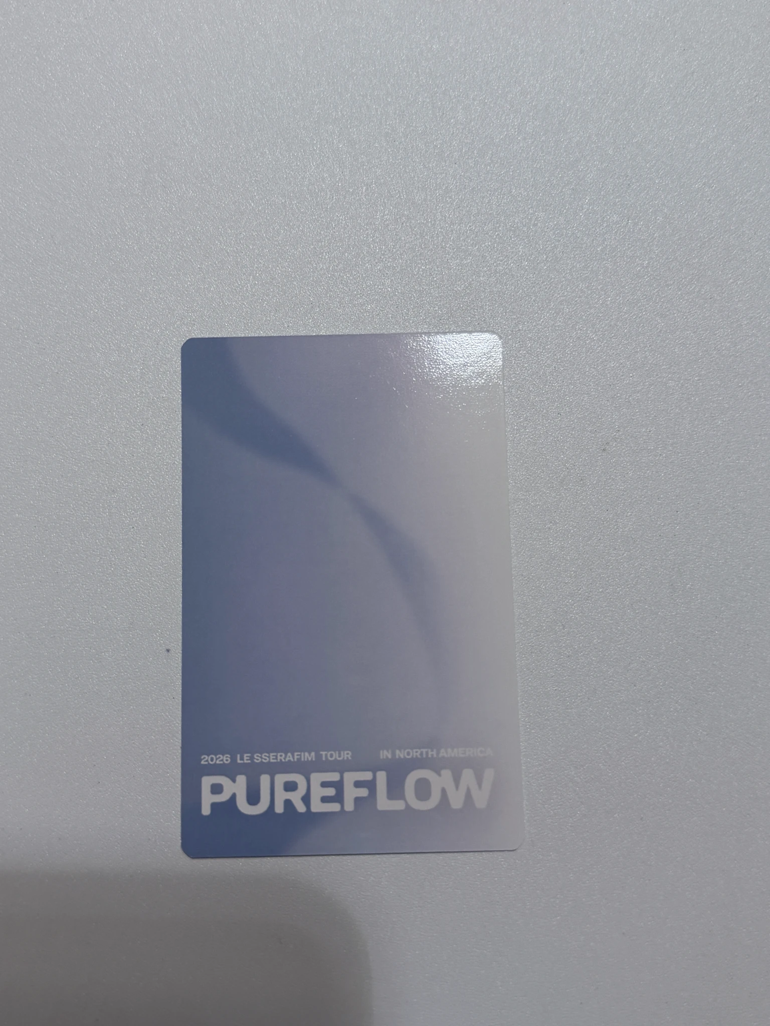 LE SSERAFIM Huh Yunjin LE SSERAFIM - Huh Yunjin - Pureflow Tour (2026) Event merch photocard USA photocard set hoodie/sweatshirt listing photo 2