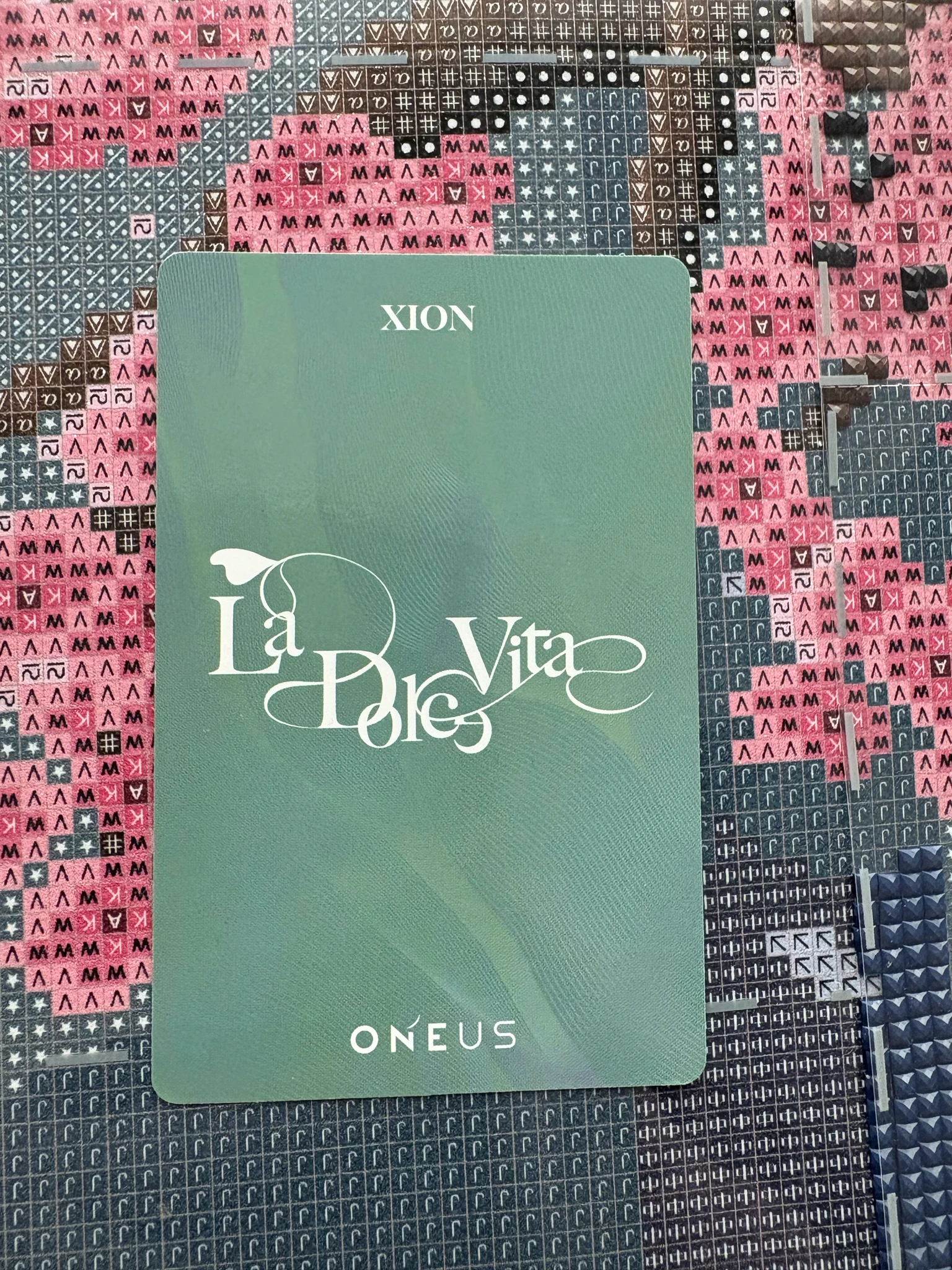 ONEUS Xion ONEUS - Xion - La Dolce Vita Album retail exclusive USA listing photo 2