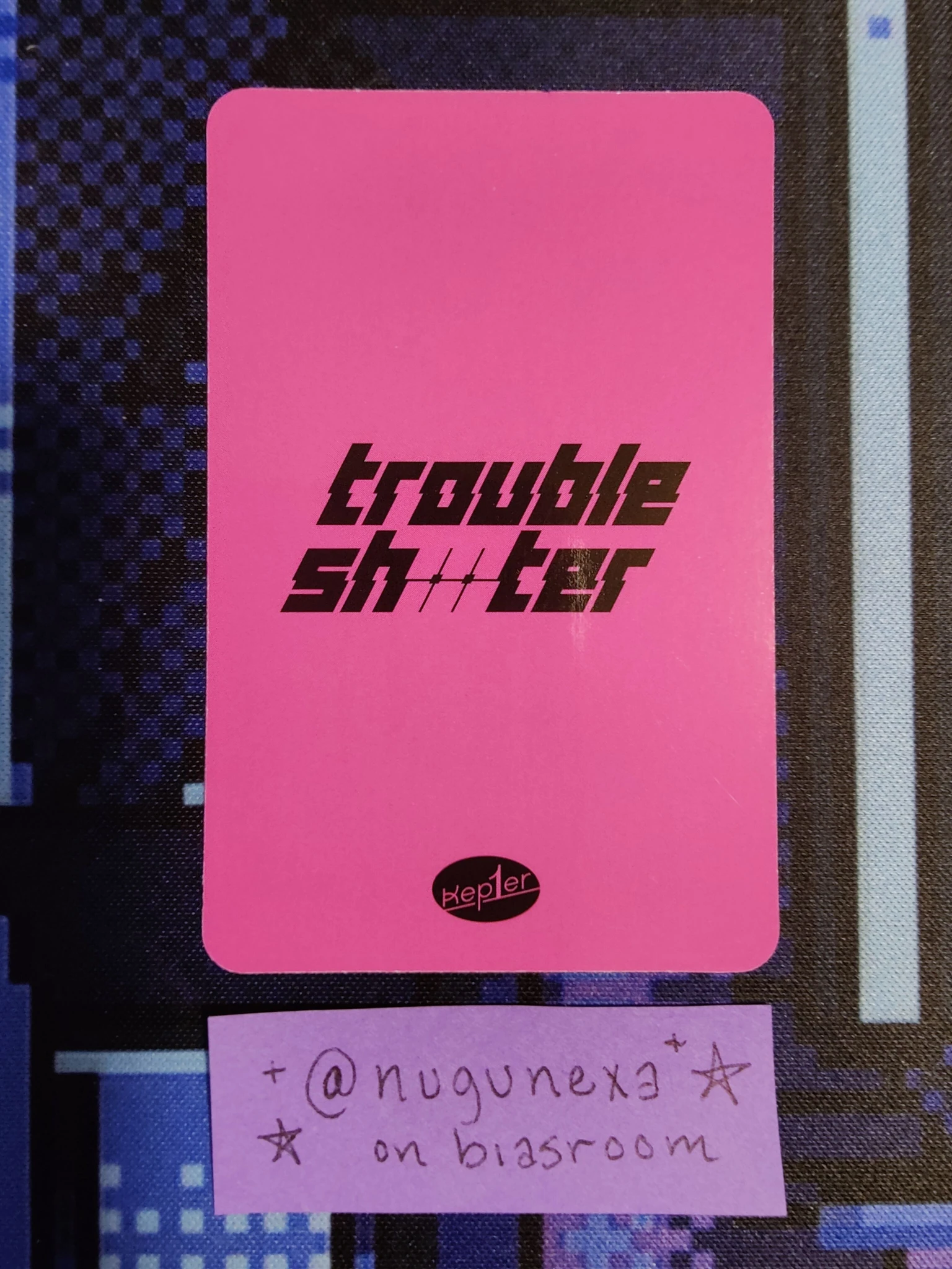Kep1er Huening Bahiyyih Kep1er - Huening Bahiyyih - TROUBLESHOOTER Album synnara fansign round 2 listing photo 2