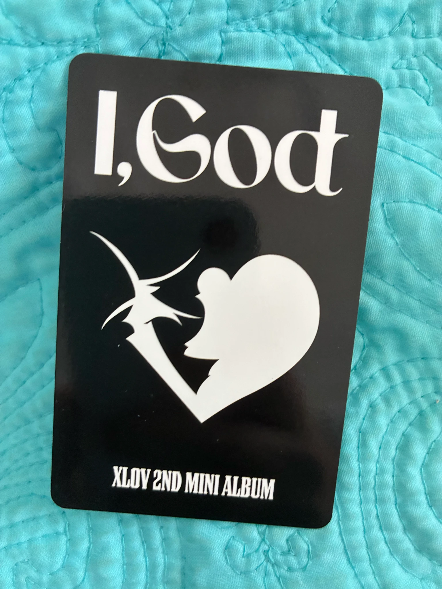XLOV Hyun XLOV - Hyun - I, God Album pop-up store soundwave listing photo 2