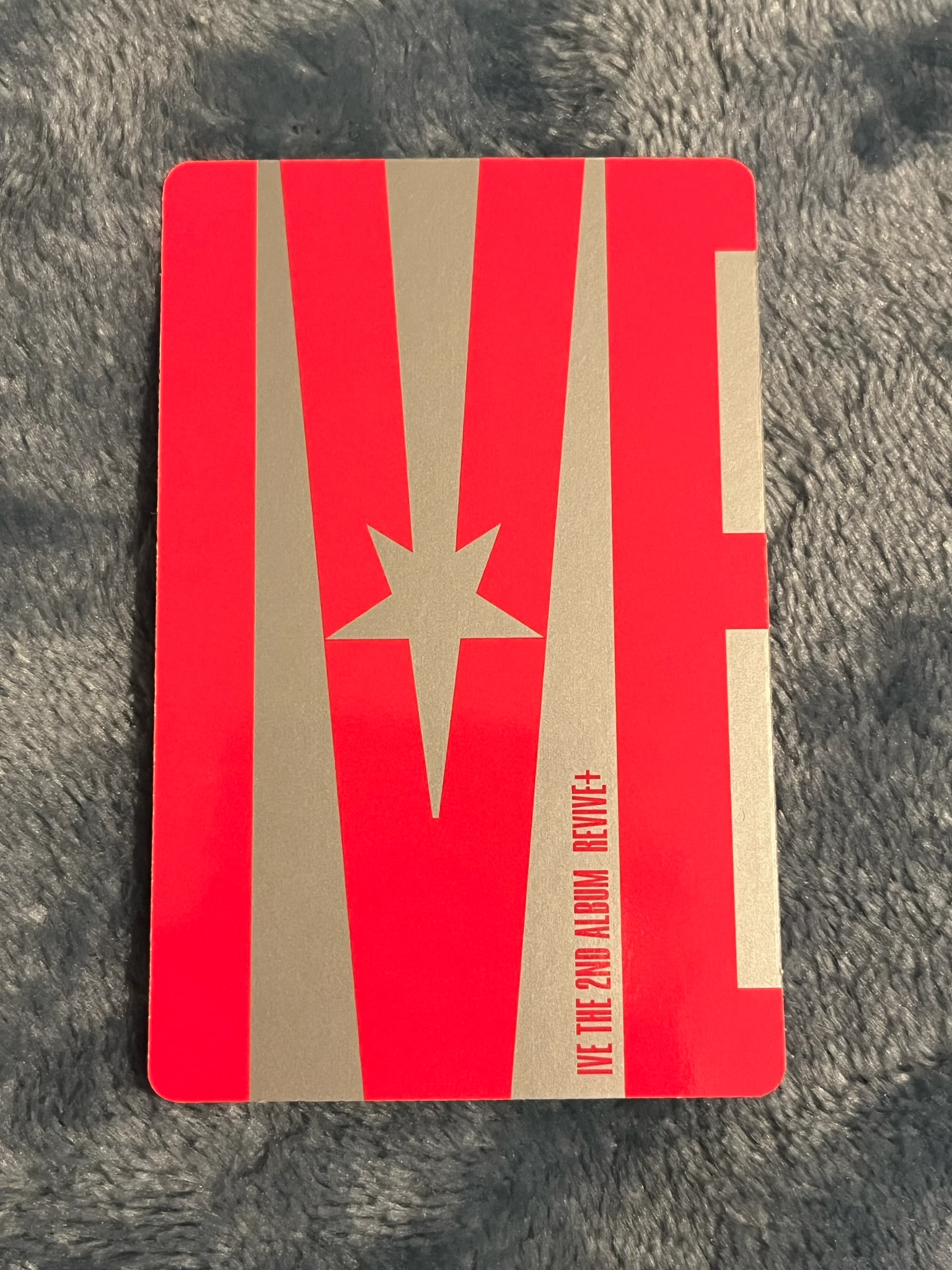IVE Liz IVE - Liz - REVIVE+ Album vinyl version album photocard listing photo 2