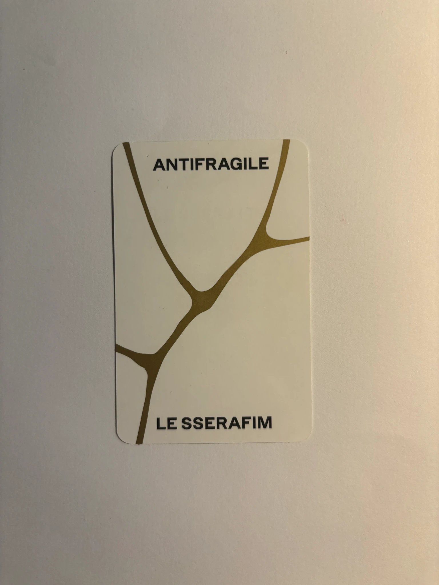 LE SSERAFIM Sakura LE SSERAFIM - Sakura - ANTIFRAGILE Album album photocard midnight onyx version listing photo 2