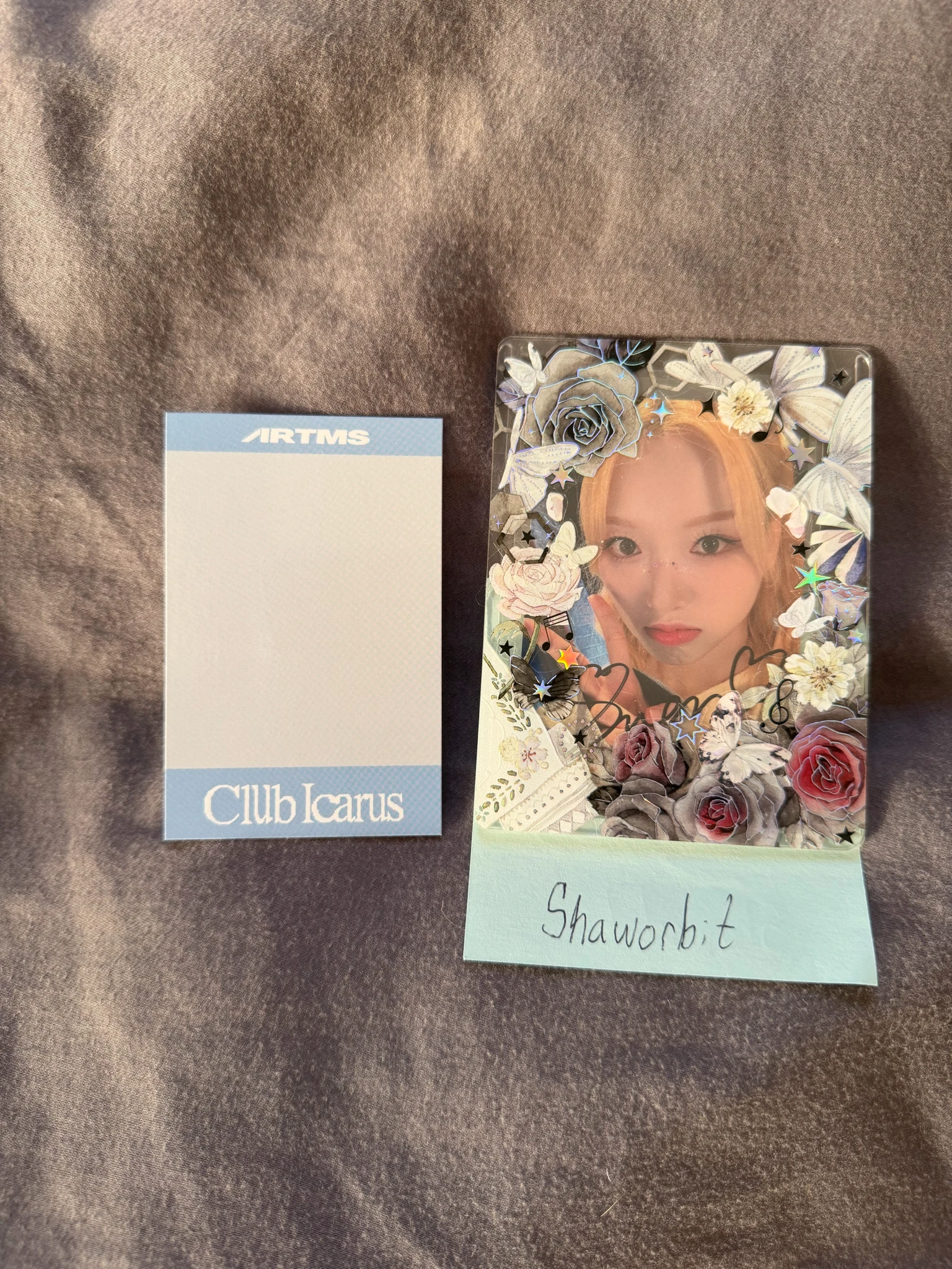 ARTMS HeeJin ARTMS - HeeJin - Club Icarus Album video call/fancall apple music round 2 polaroid listing photo 2