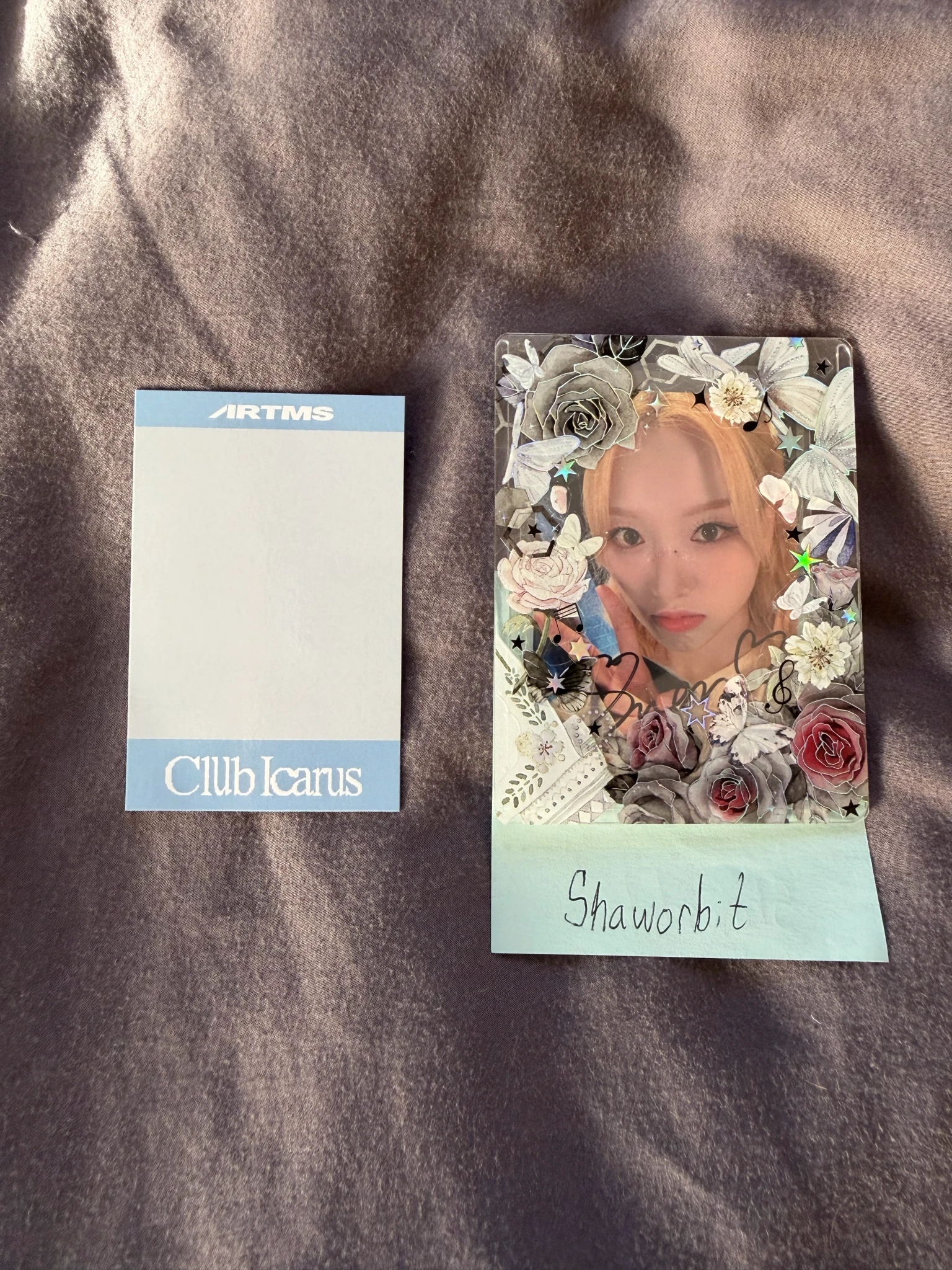 ARTMS Kim Lip ARTMS - Kim Lip - Club Icarus Album video call/fancall apple music round 2 polaroid listing photo 2