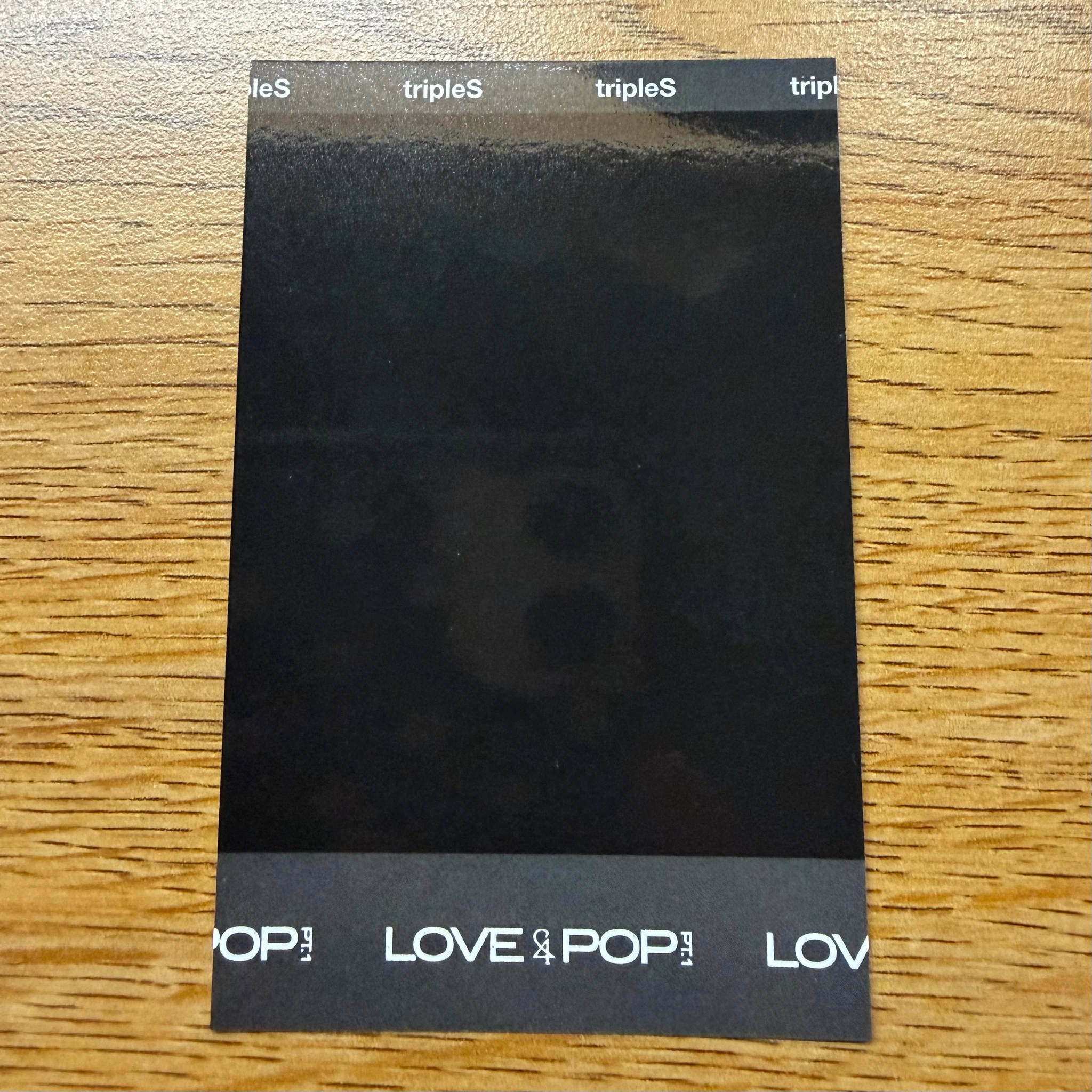 tripleS Seoah tripleS - Seoah - LOVE&POP pt.1 Album album photocard polaroid blooming flower version listing photo 2