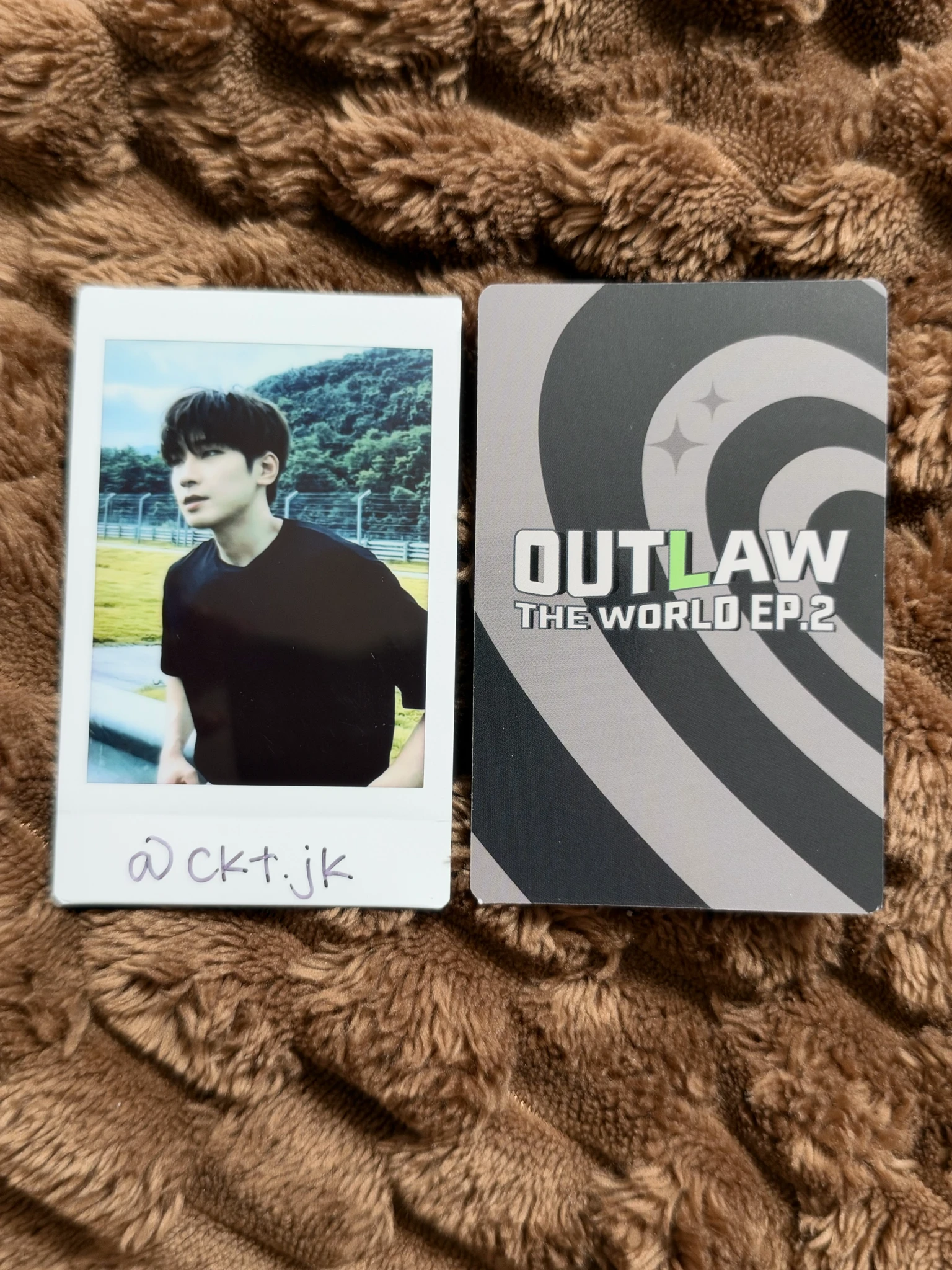 ATEEZ Mingi ATEEZ - Mingi - THE WORLD EP.2 : OUTLAW Album hello82 target exclusive L version digipack inclusion listing photo 2