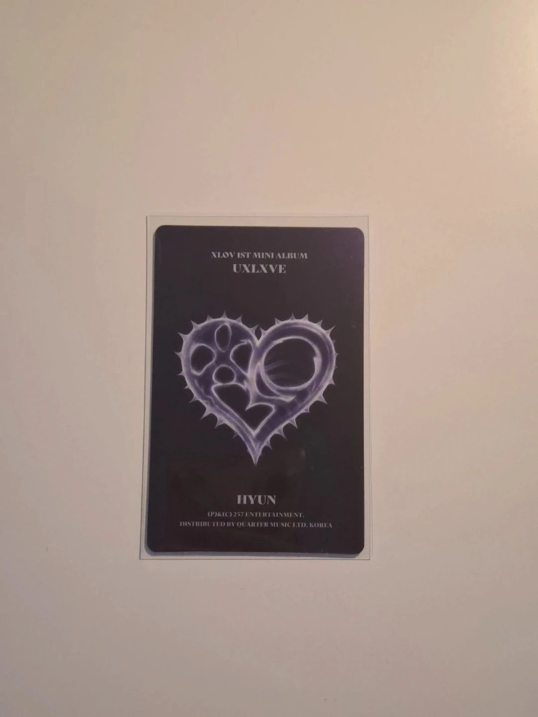 XLOV Hyun XLOV - Hyun - UXLXVE Album listing photo 2