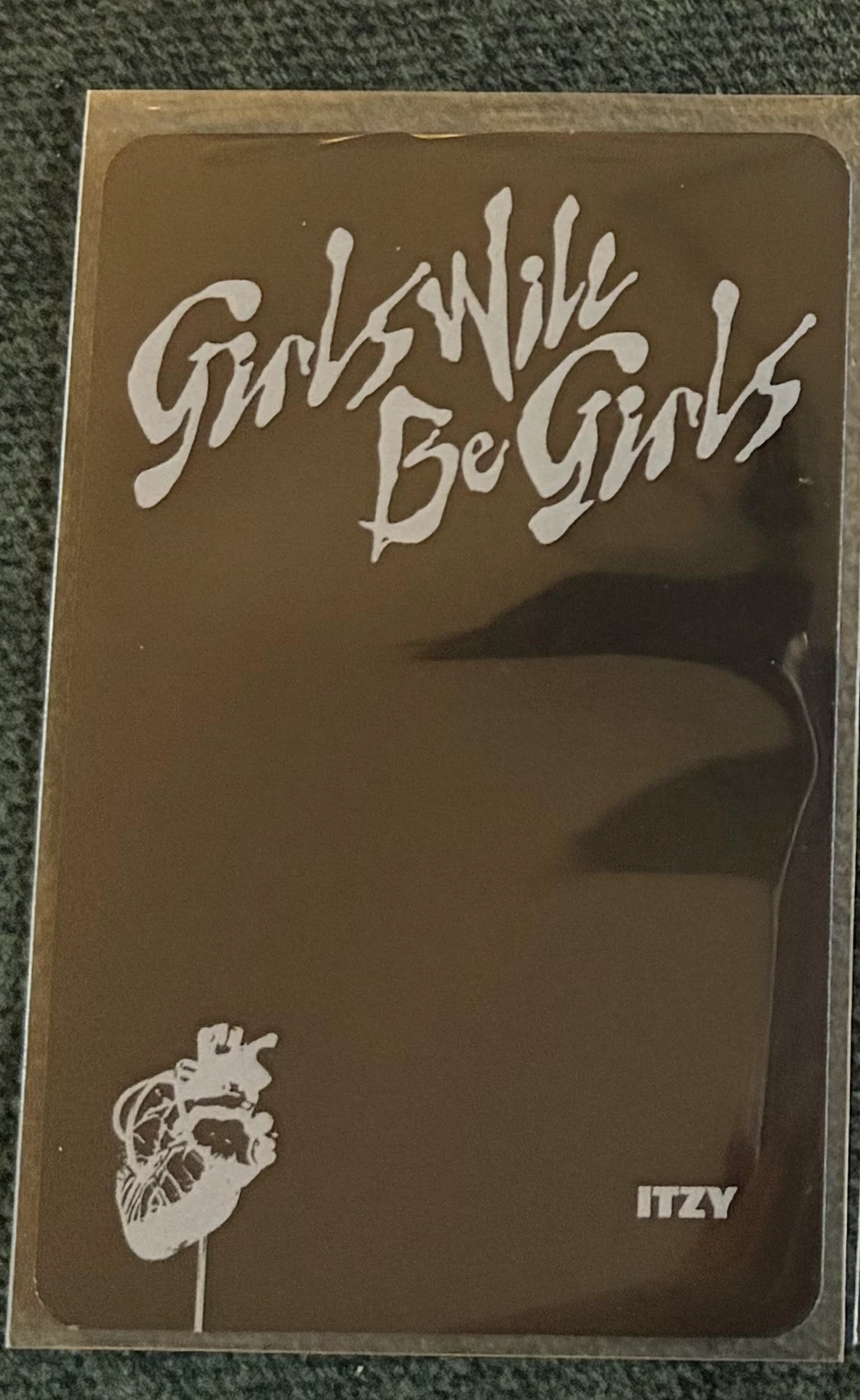 ITZY Yuna ITZY - Yuna - Girls Will Be Girls Album album photocard platform poca ver. non-selfie horizontal listing photo 2