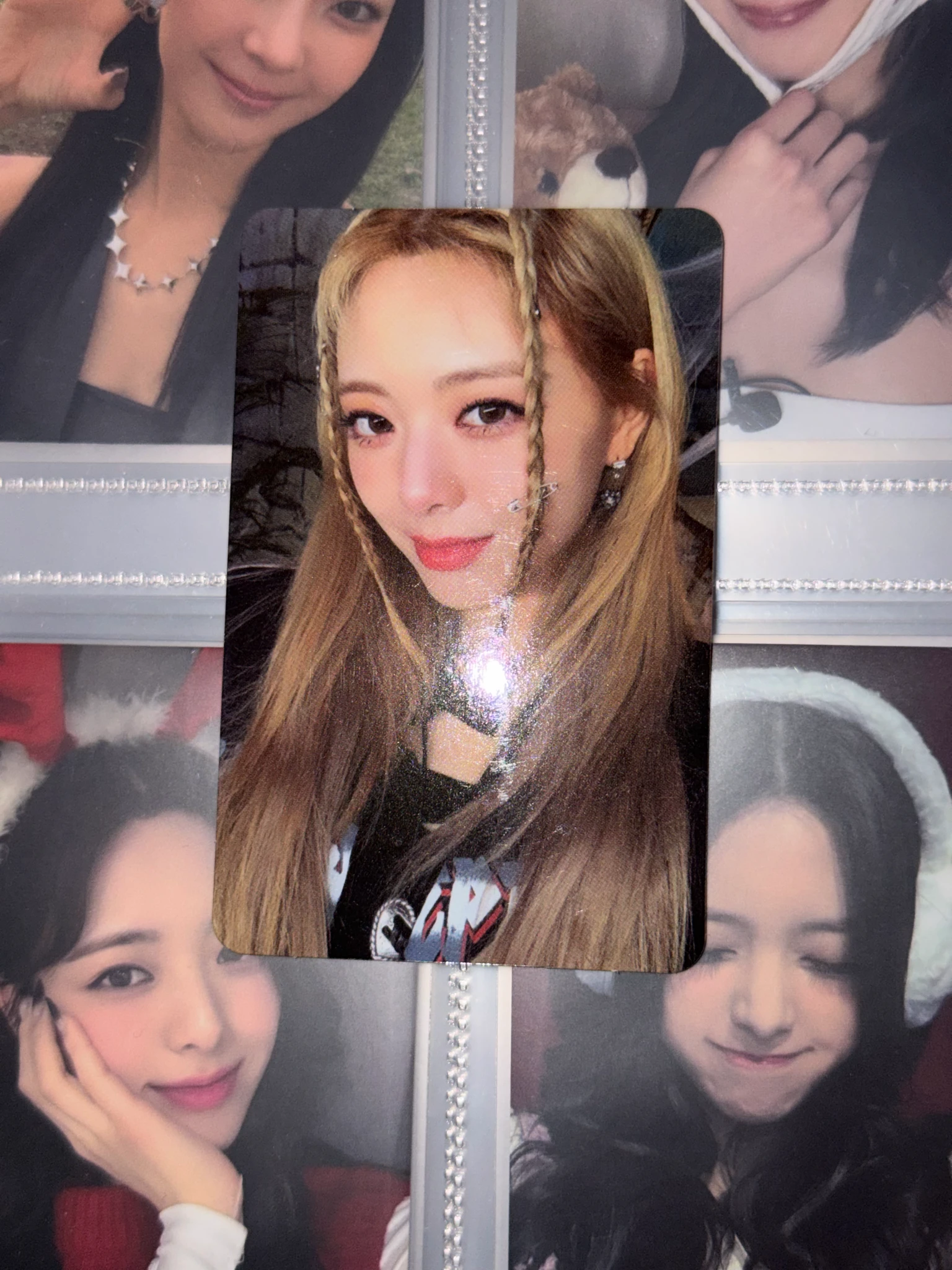 ITZY Yuna ITZY - Yuna - Cheshire Album makestar pre-order benefit (pob) holographic (hologram) listing photo 3