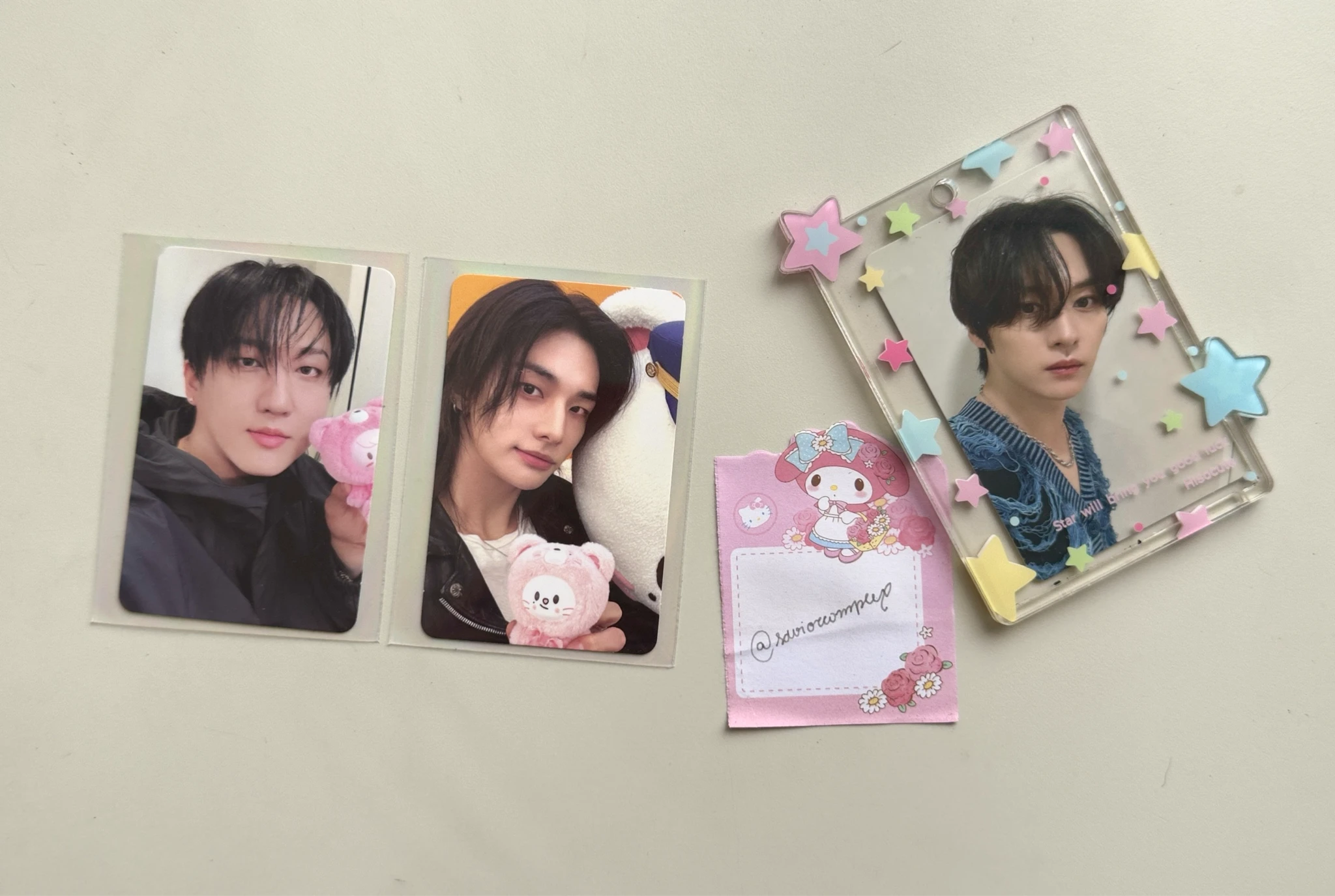 Stray Kids Hyunjin Stray Kids - Hyunjin - SKZOO EVERYWHERE ALL AROUND THE WORLD Pop-Up Store Event pop-up merch photocard latam offline listing photo 3