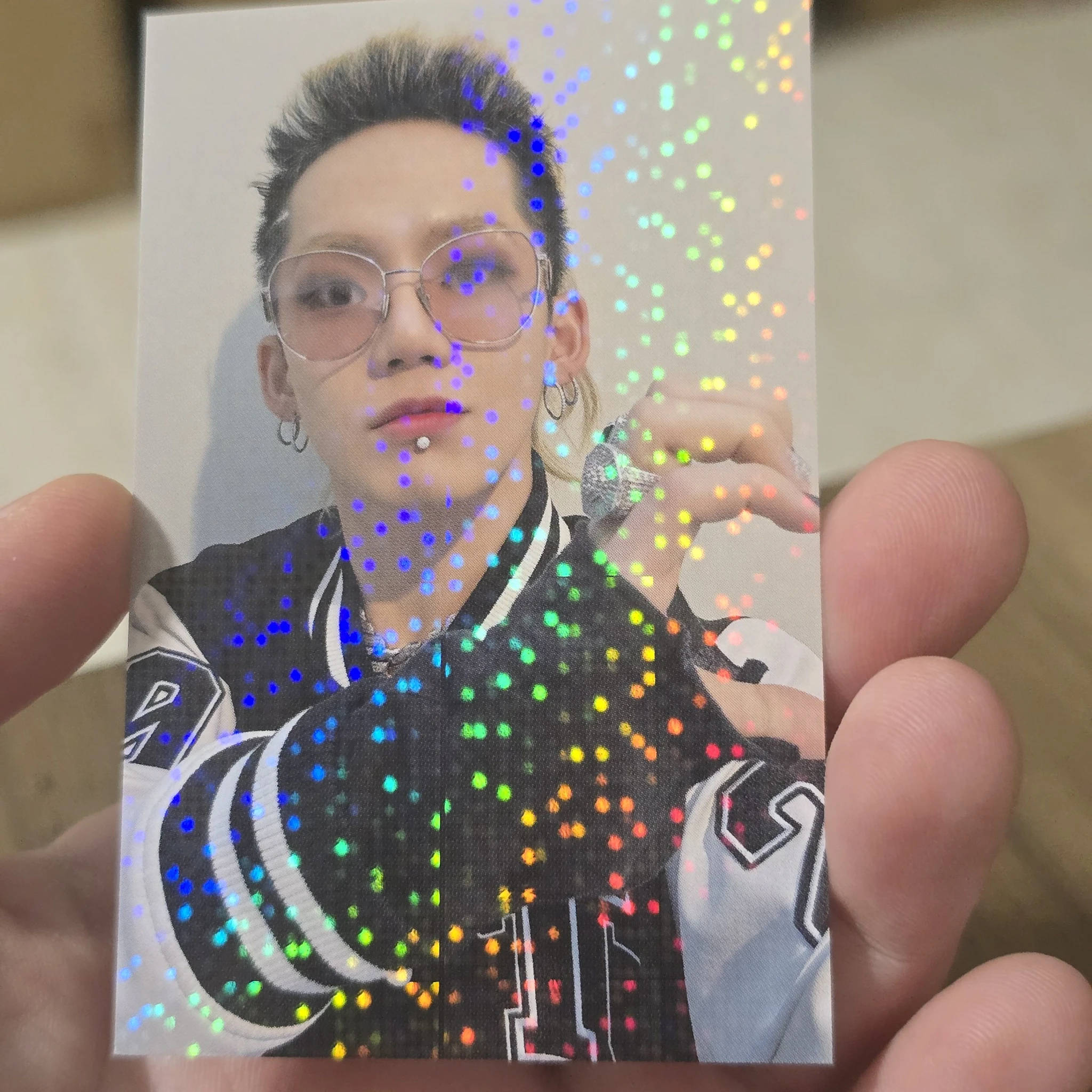 TREASURE Choi Hyunsuk TREASURE - Choi Hyunsuk - TREASURE's Shining SOLO Cafe Event pop-up cafe holographic (hologram) japan listing photo 3
