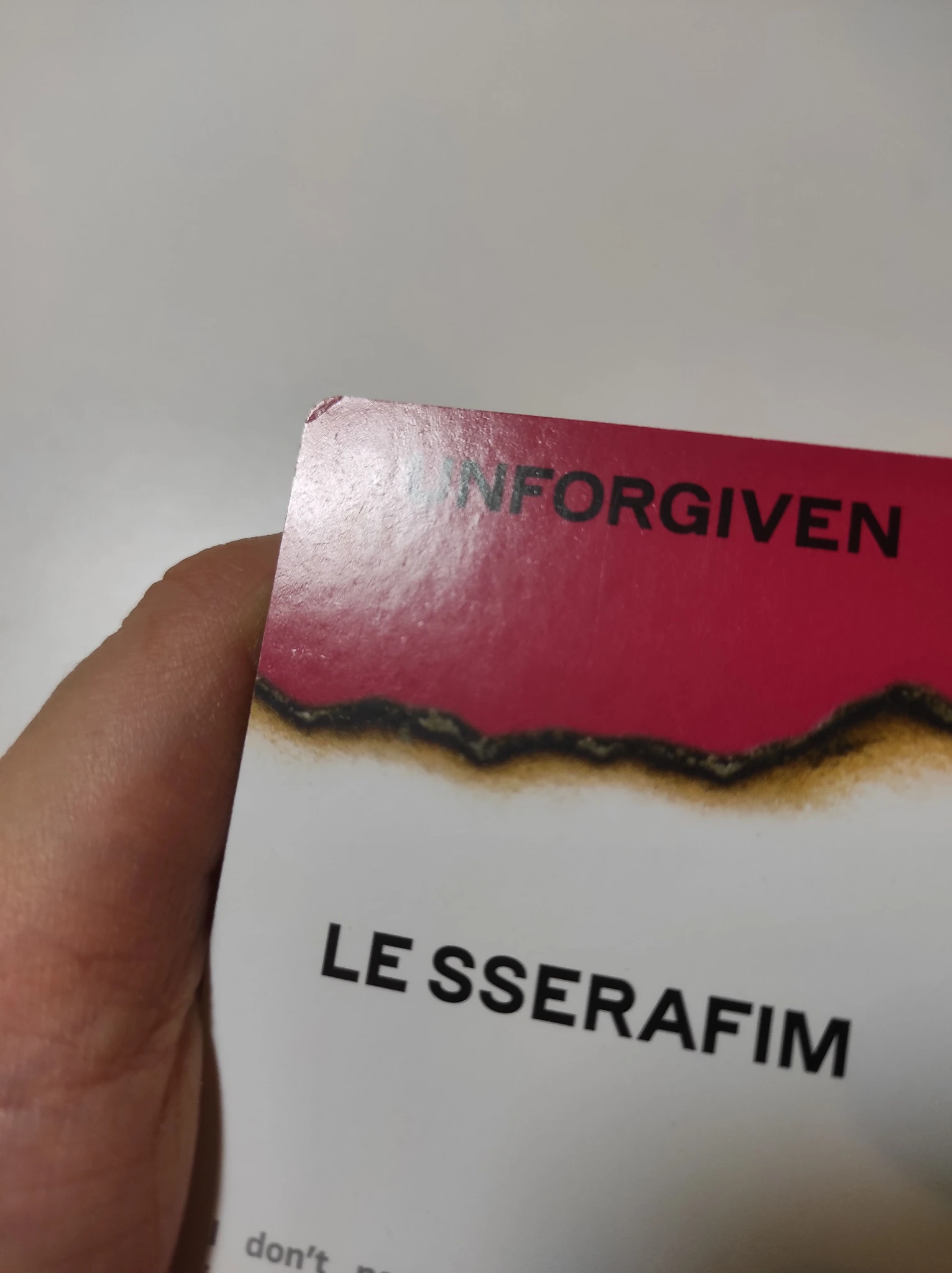 LE SSERAFIM Hong Eunchae LE SSERAFIM - Hong Eunchae - UNFORGIVEN Album listing photo 3