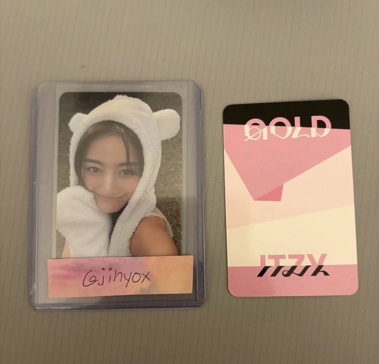 ITZY Yeji ITZY - Yeji - GOLD Album album photocard standard ver. listing photo 3