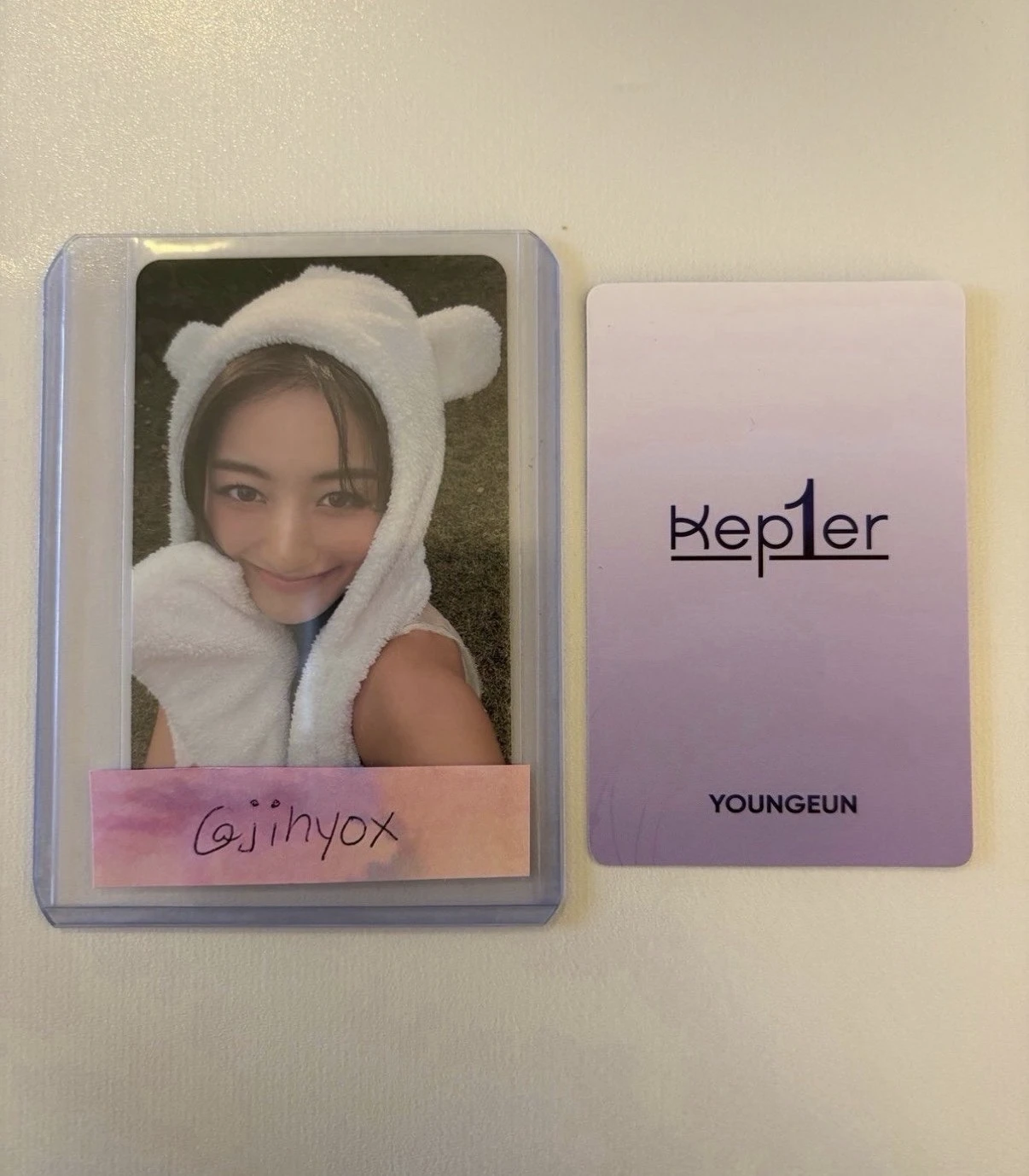 Kep1er Youngeun Kep1er - Youngeun - Lightstick V1 Other lightstick listing photo 3