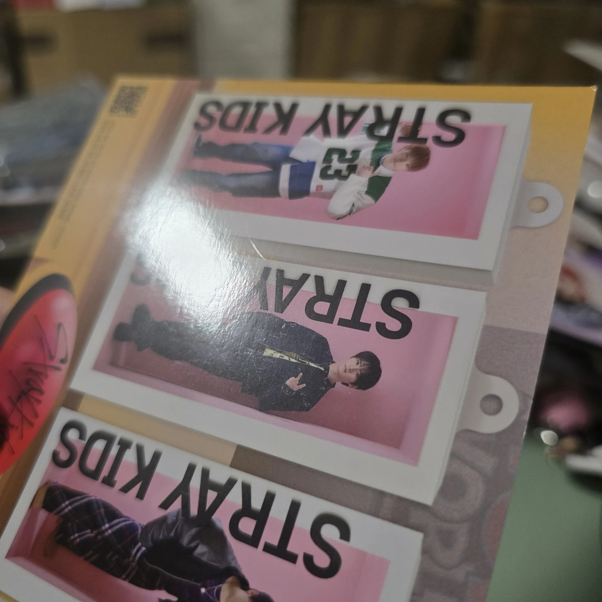 Stray Kids Stray Kids - SKZ Toy World-Fan Connecting 2024 Event merch inclusion trading card listing photo 3