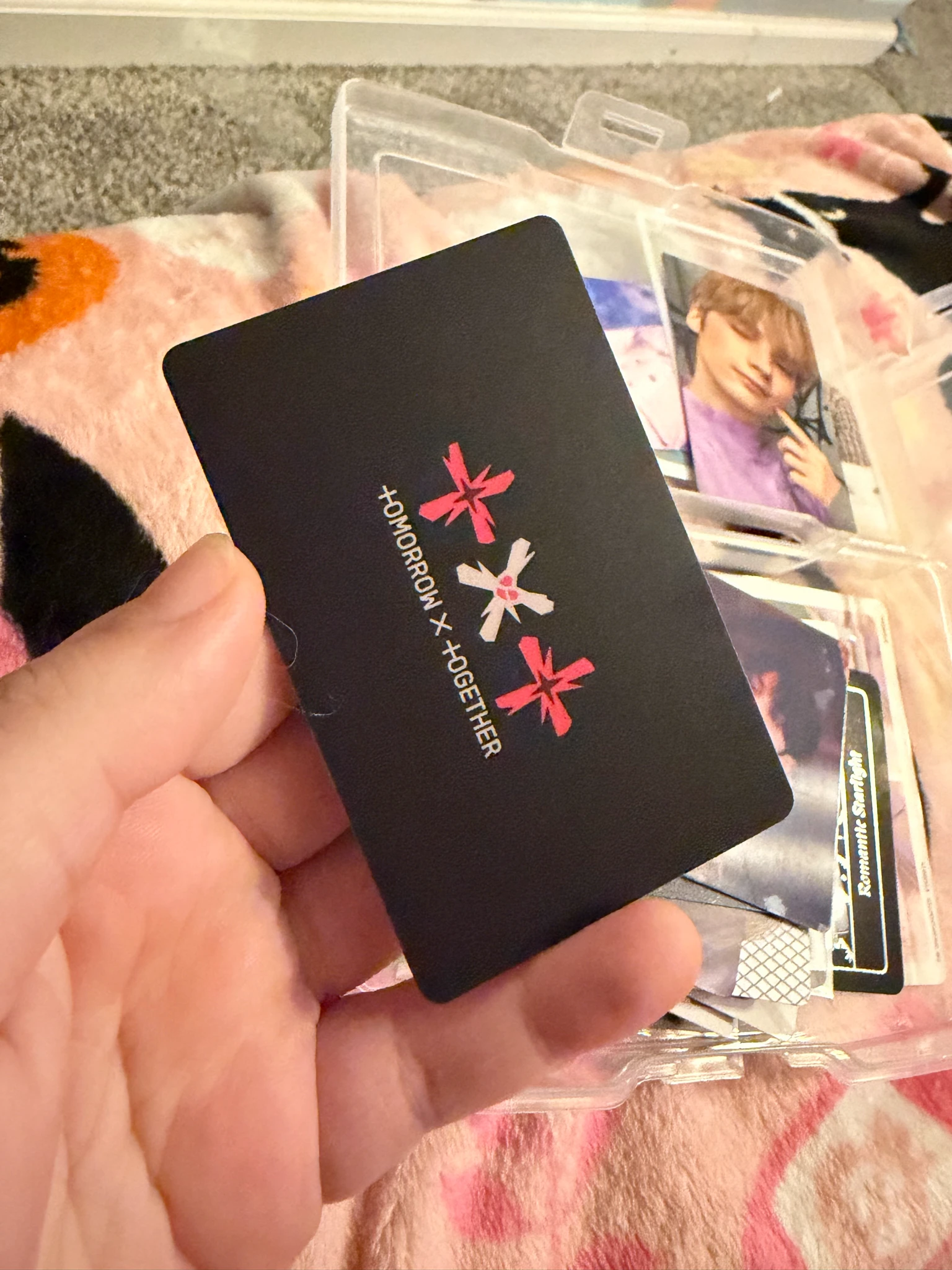 TOMORROW X TOGETHER Huening Kai TOMORROW X TOGETHER - Huening Kai - Minisode 2: Thursday's Child Album powerstation round 2 lucky photocard listing photo 3