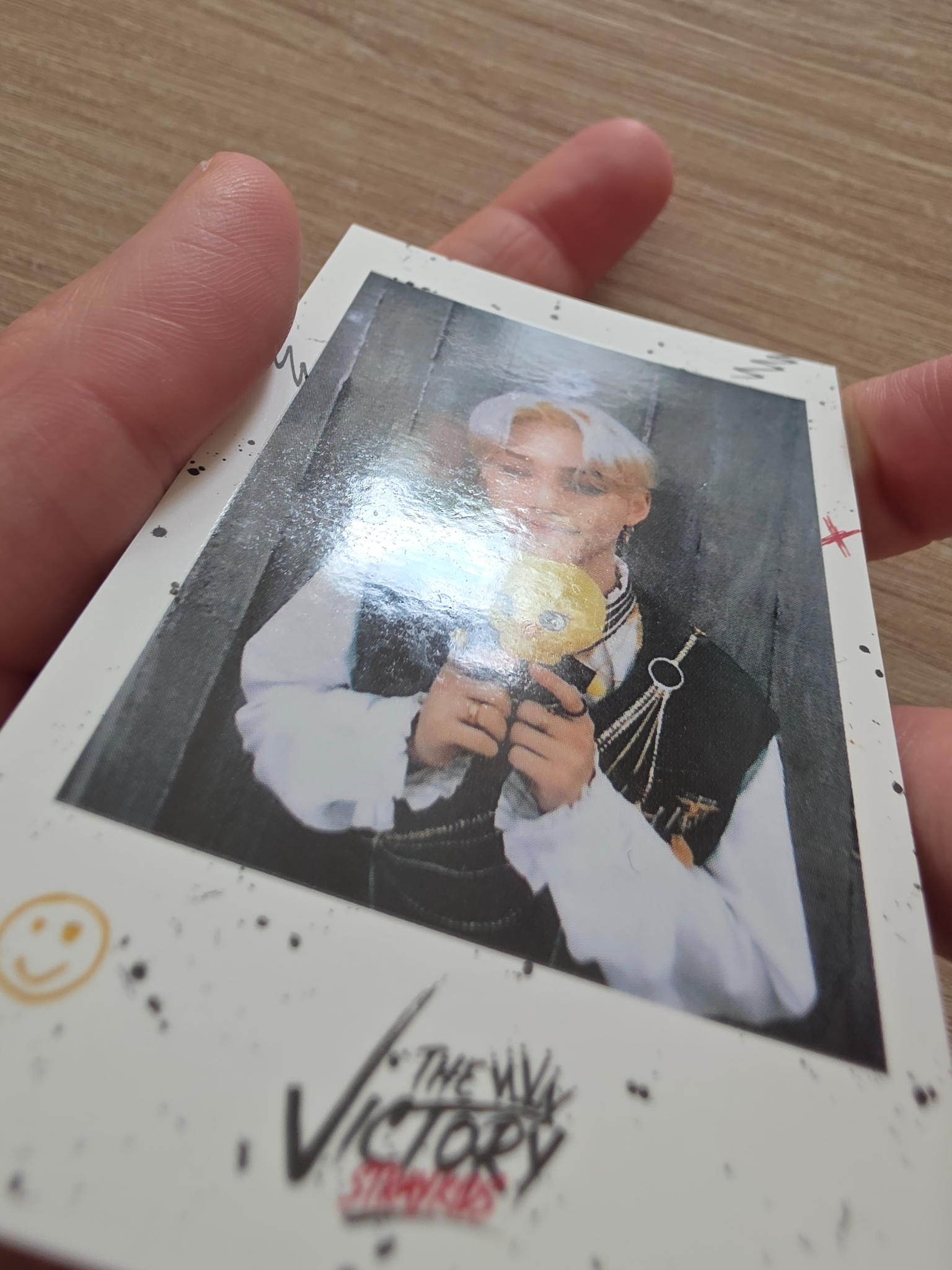 Stray Kids Felix Stray Kids - Felix - The Victory Pop-Up Store Event pop-up store polaroid pre-order benefit (pob) offline listing photo 3