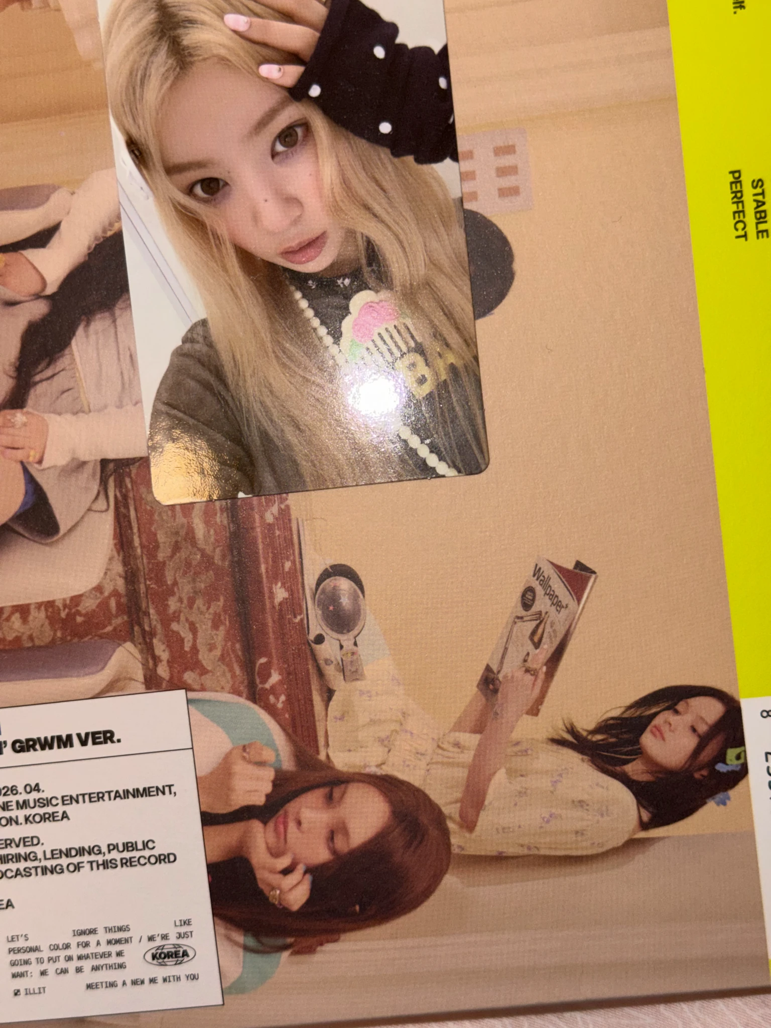 ILLIT Moka ILLIT - Moka - NOT CUTE ANYMORE Album pre-order benefit (pob) weverse shop global (wvg) listing photo 4