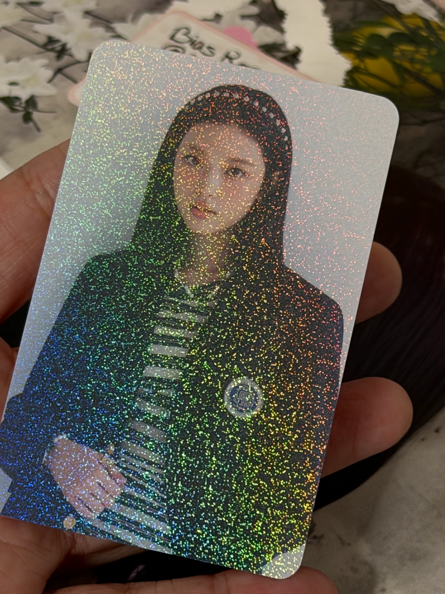 NewJeans Haerin NewJeans - Haerin - How Sweet Album pre-order benefit (pob) musicplant holographic (hologram) listing photo 4
