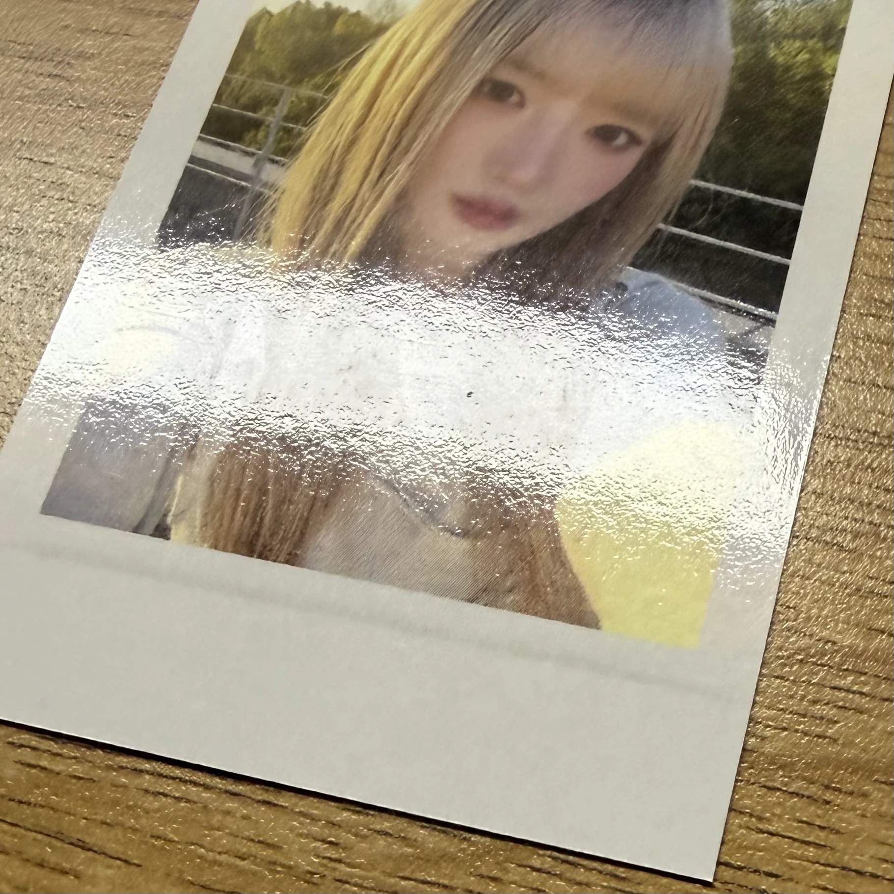 tripleS Yooyeon tripleS - Yooyeon - LOVE&POP pt.1 Album apple music pob (pre-order benefit) polaroid listing photo 4