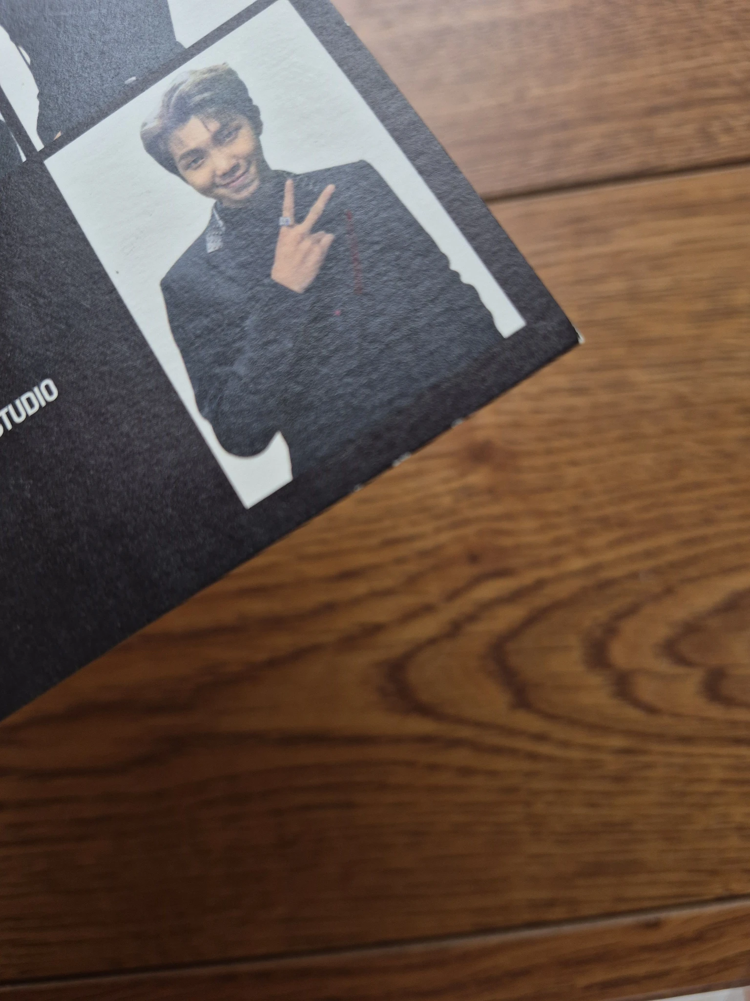BTS BTS - BTS Studio Postcards Event postcard listing photo 5