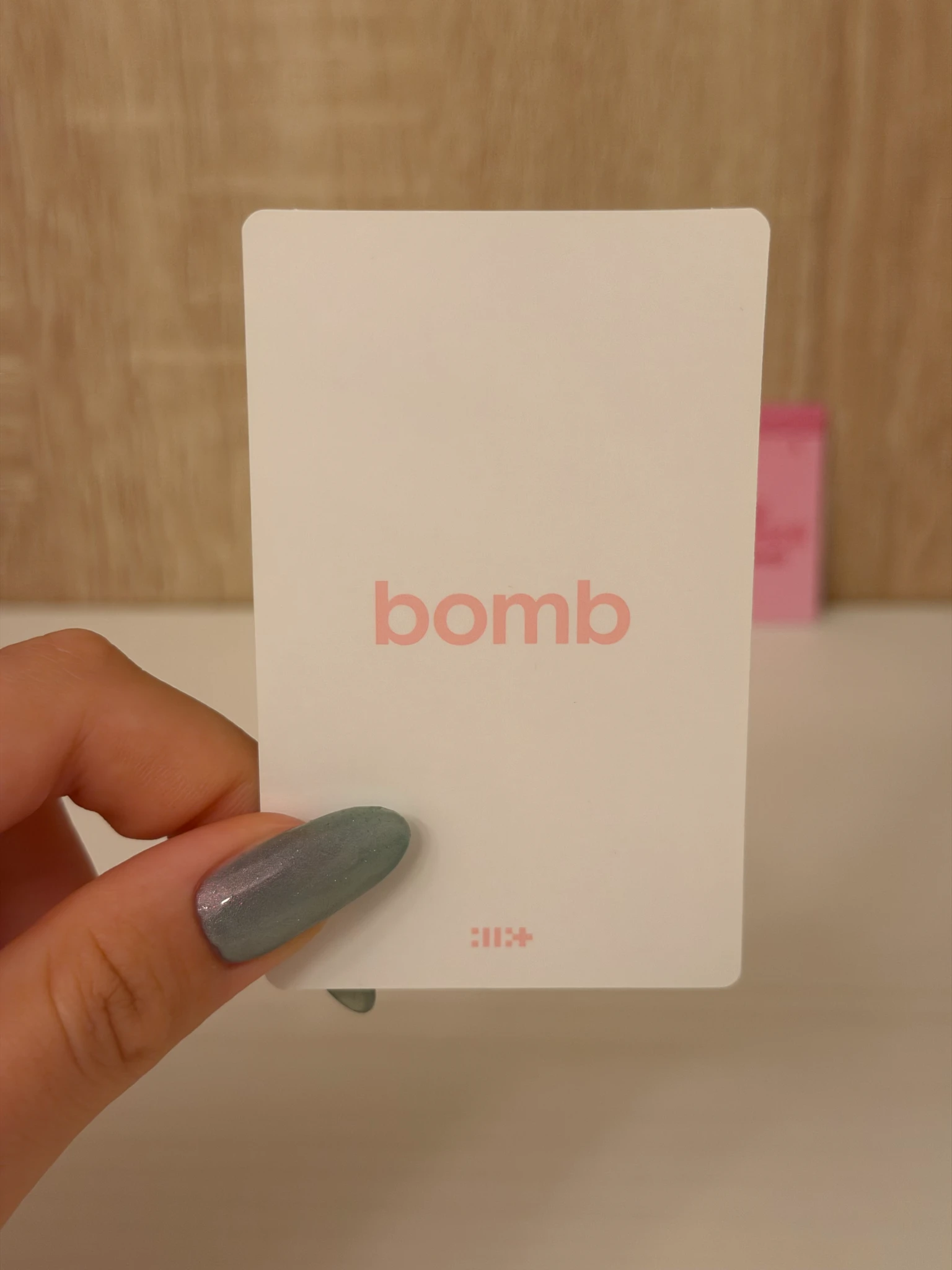 ILLIT Moka ILLIT - MOKA - bomb Album pink bomb ver album photocard listing photo 6