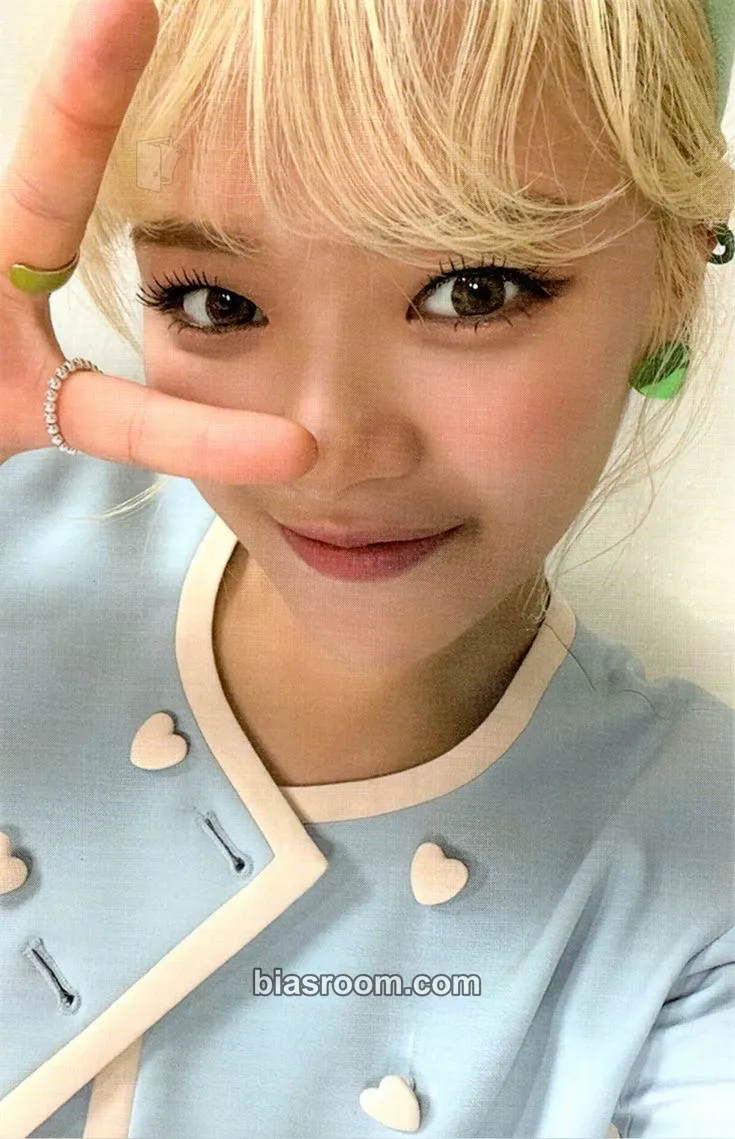 Jeongyeon Formula of Love: O+T=<3 Photocard - TWICE - TWICE K-pop photocard