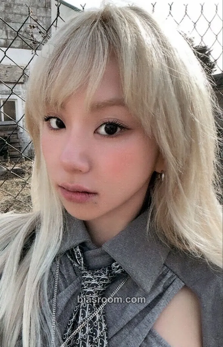 Chaeyoung Ready To Be Photocard - TWICE - TWICE K-pop photocard