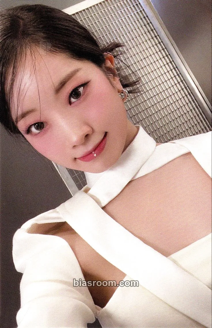 Dahyun Ready To Be Photocard - TWICE - TWICE K-pop photocard