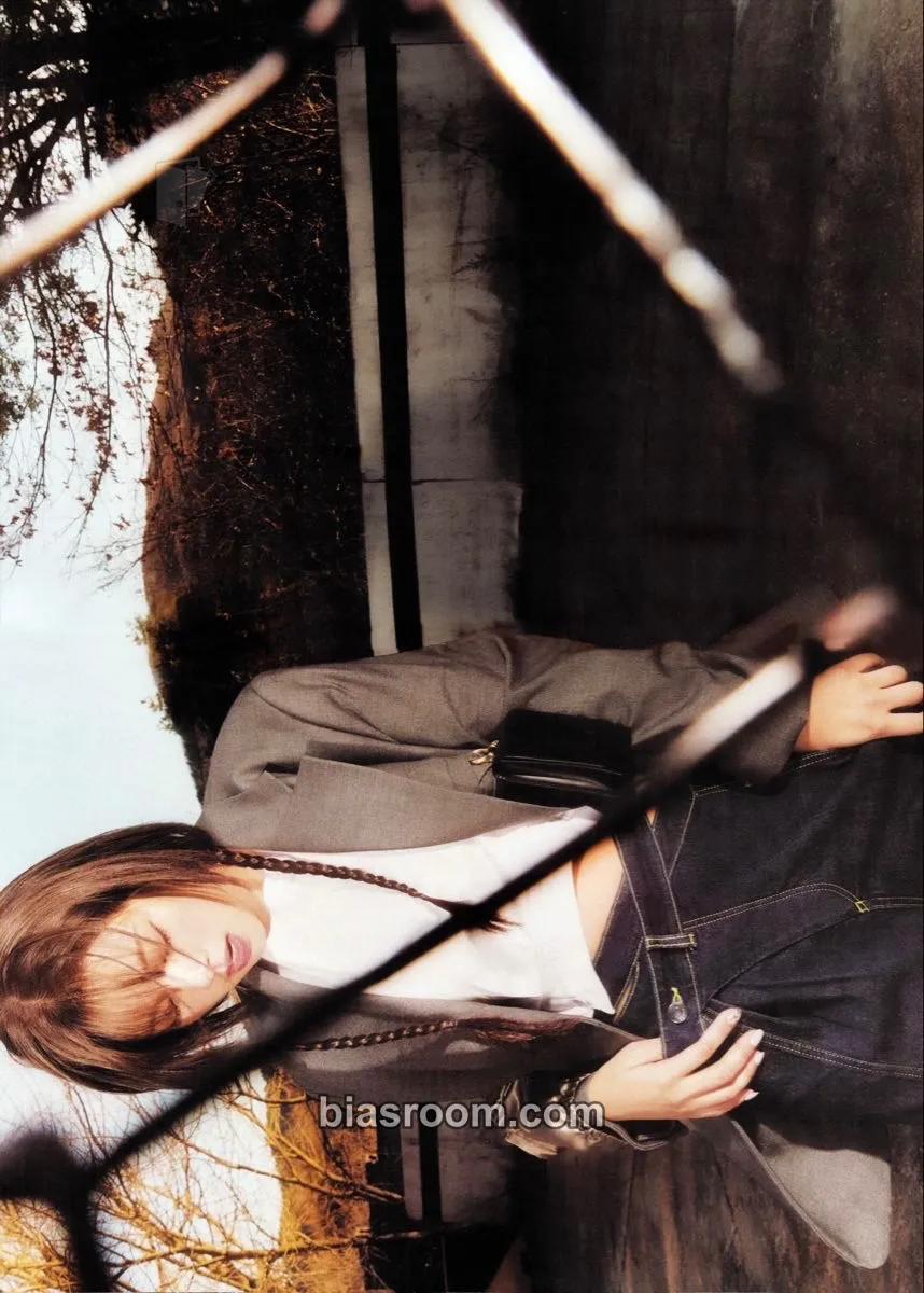 Jeongyeon Ready To Be Photocard - TWICE - TWICE K-pop photocard