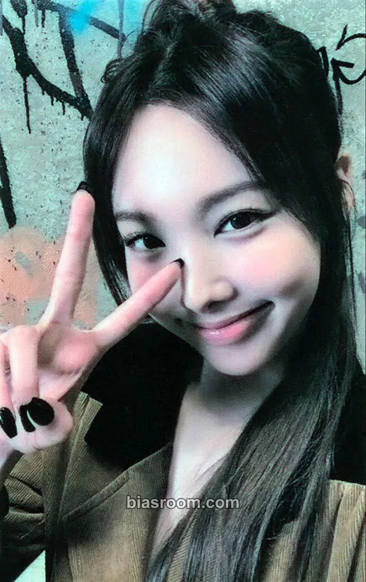 Nayeon Ready To Be Photocard - TWICE - TWICE K-pop photocard