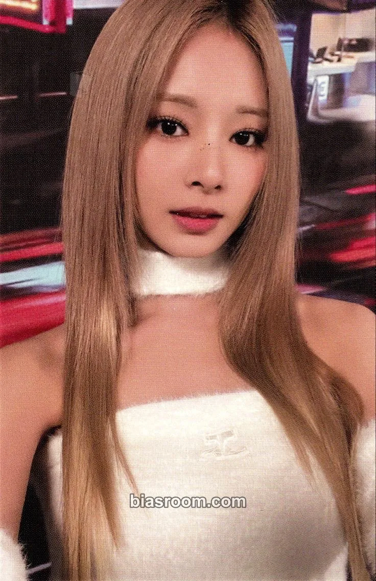 Tzuyu Ready To Be Photocard - TWICE - TWICE K-pop photocard