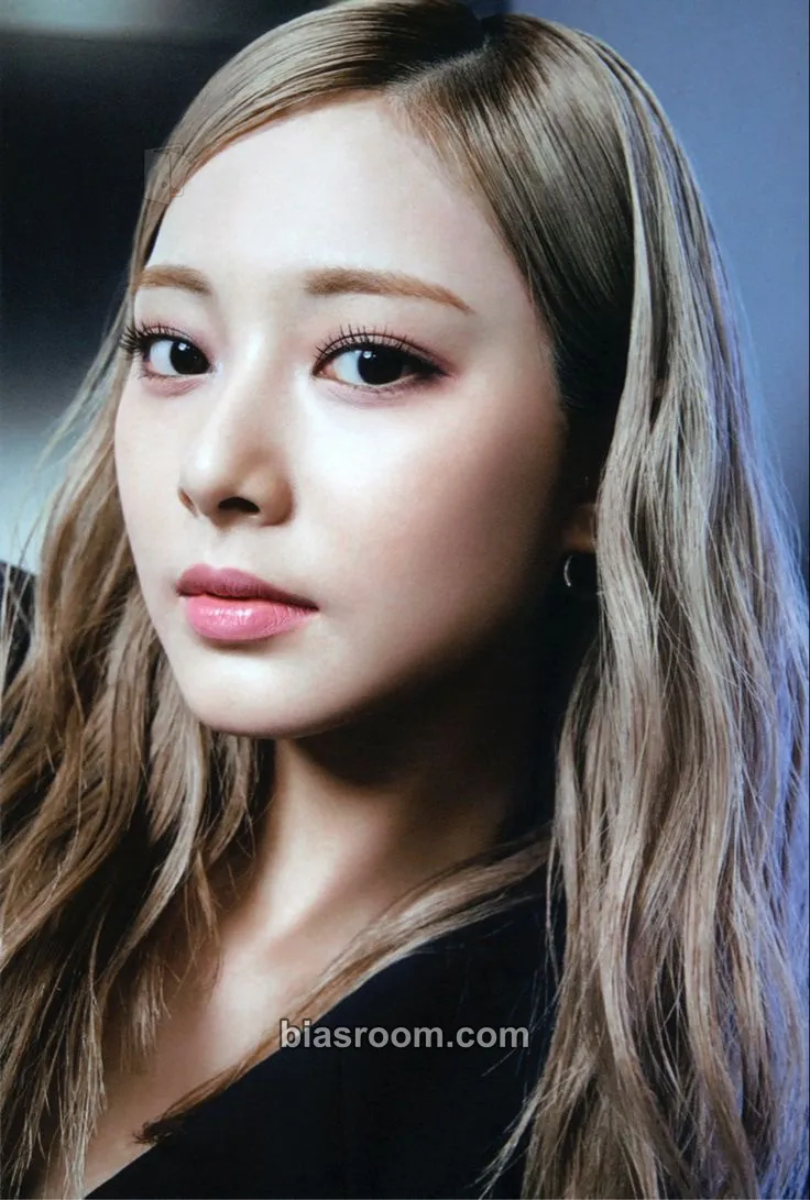 Tzuyu Ready To Be Photocard - TWICE - TWICE K-pop photocard