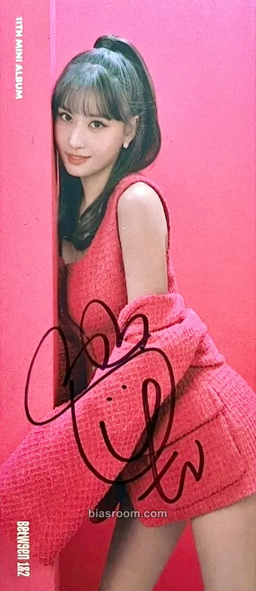 Momo BETWEEN 1&2 Photocard - TWICE - TWICE K-pop photocard