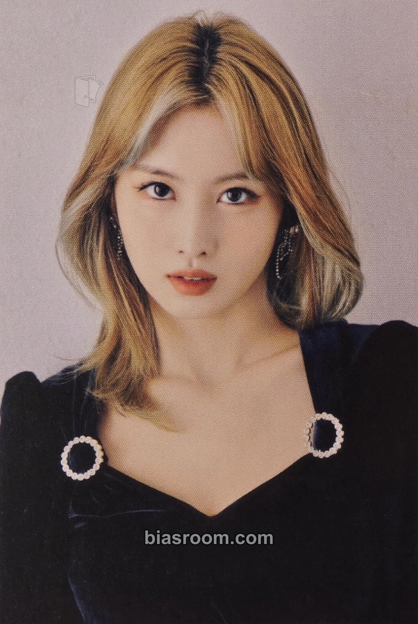 Momo TWICE 4th World Tour III Photocard - TWICE - TWICE K-pop photocard