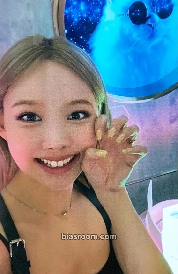 Nayeon BETWEEN 1&2 Photocard - TWICE - TWICE K-pop photocard