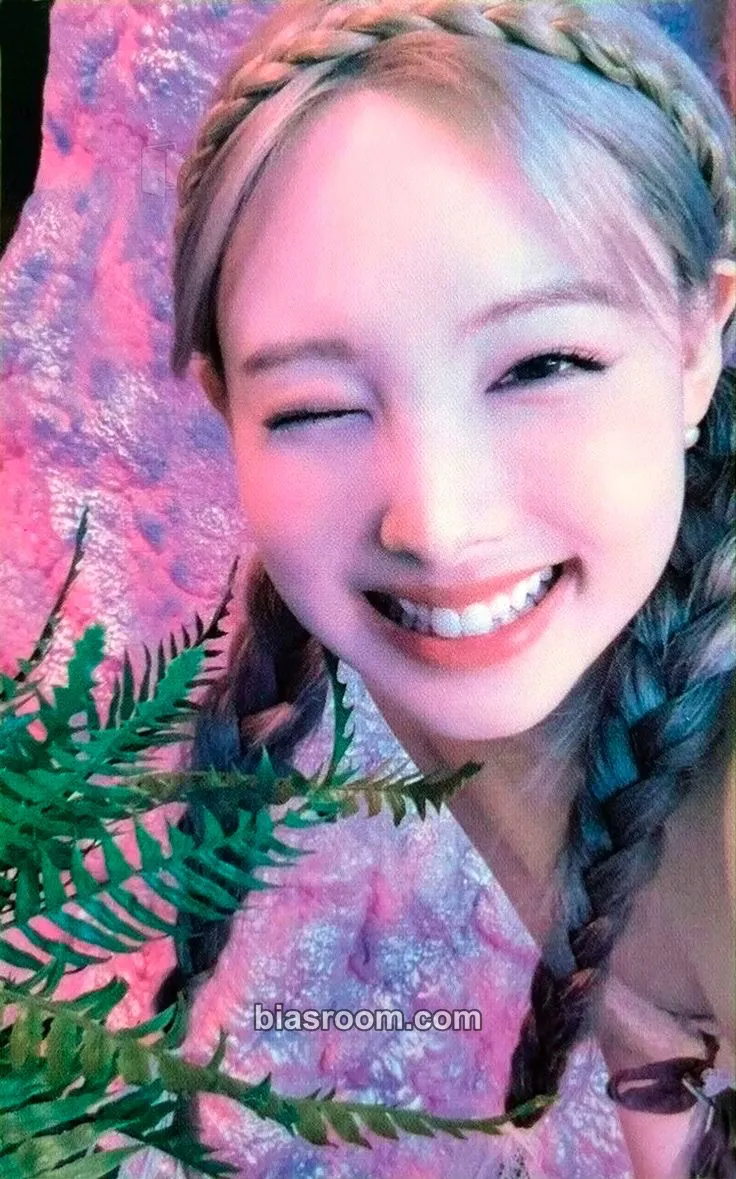 Nayeon BETWEEN 1&2 Photocard - TWICE - TWICE K-pop photocard