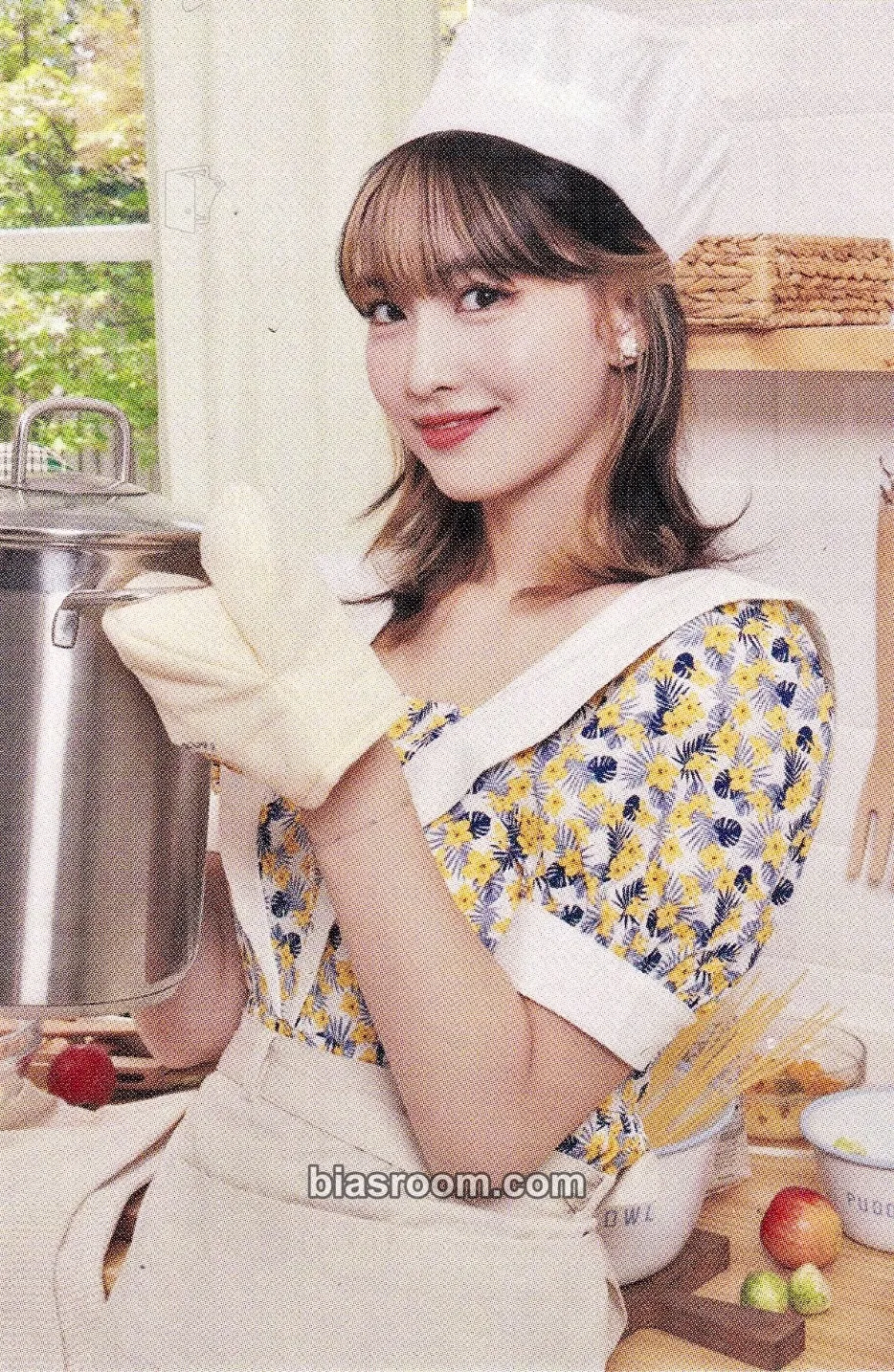 Momo Happy TWICE & ONCE Day! (6th Anniversary) Photocard - TWICE - TWICE K-pop photocard